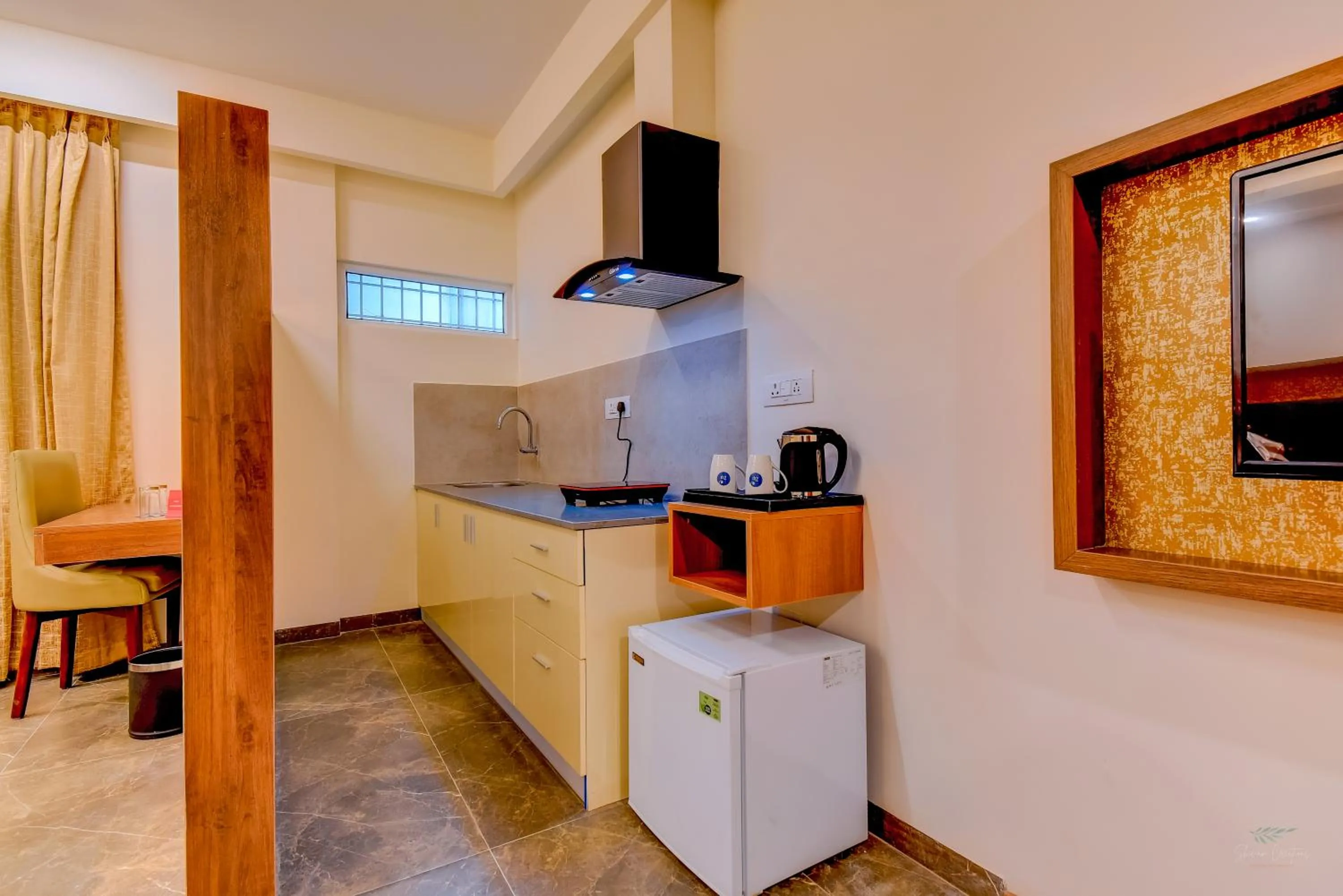 kitchen in Zip By Spree Hotels Brookefield