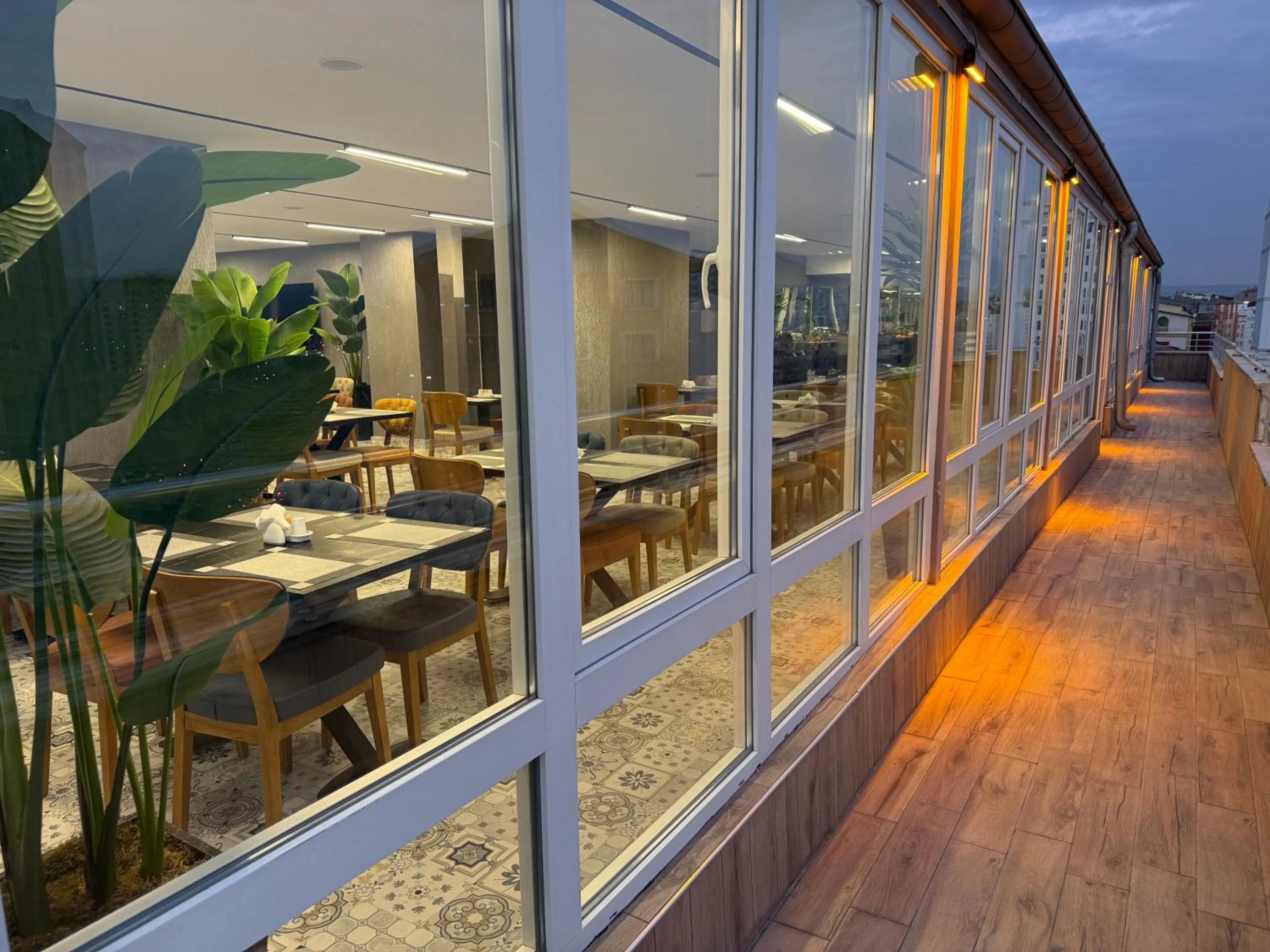 Restaurant/places to eat in PRIME INN CITY