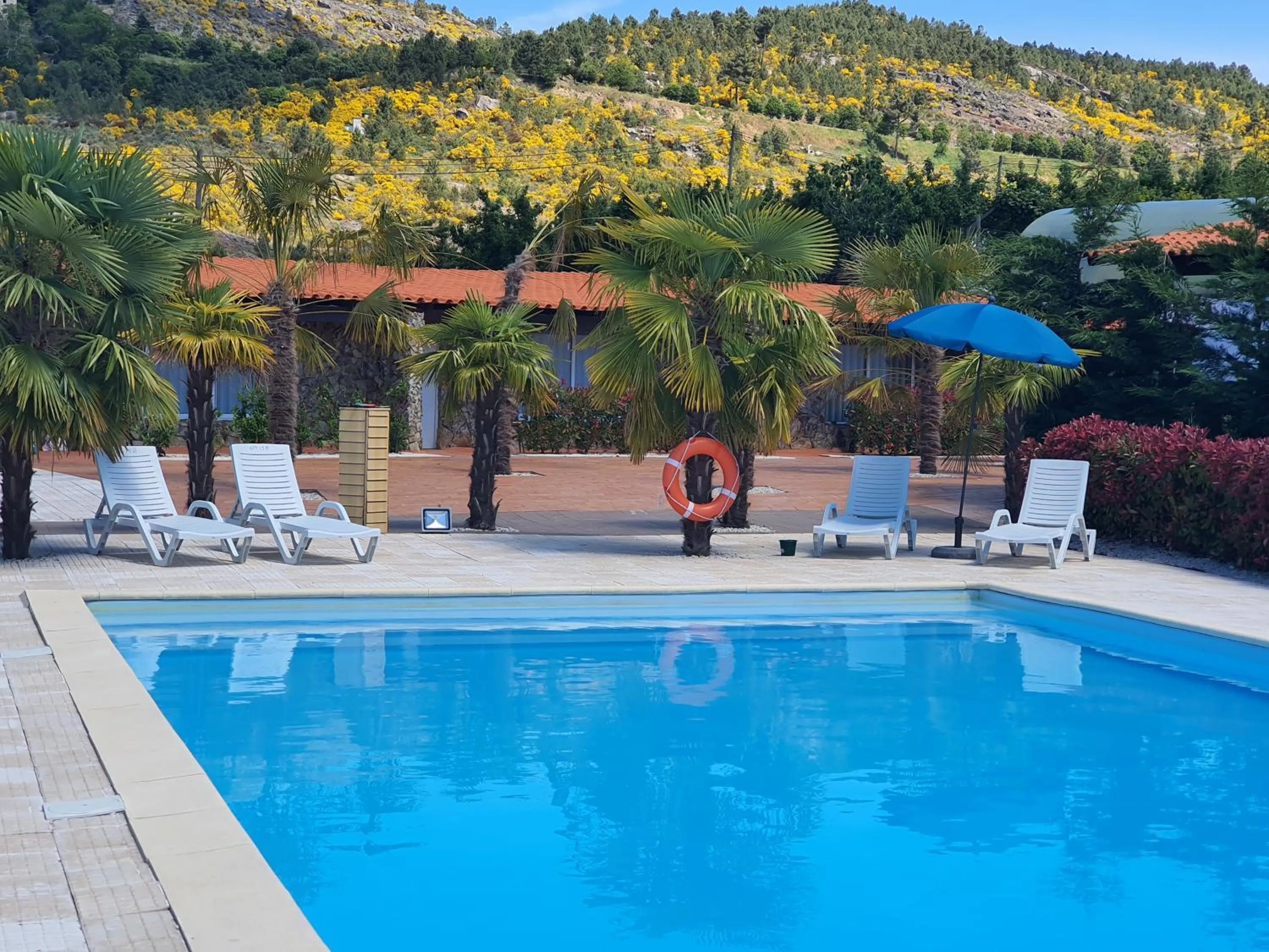 Pool view in Gojim Casa Rural