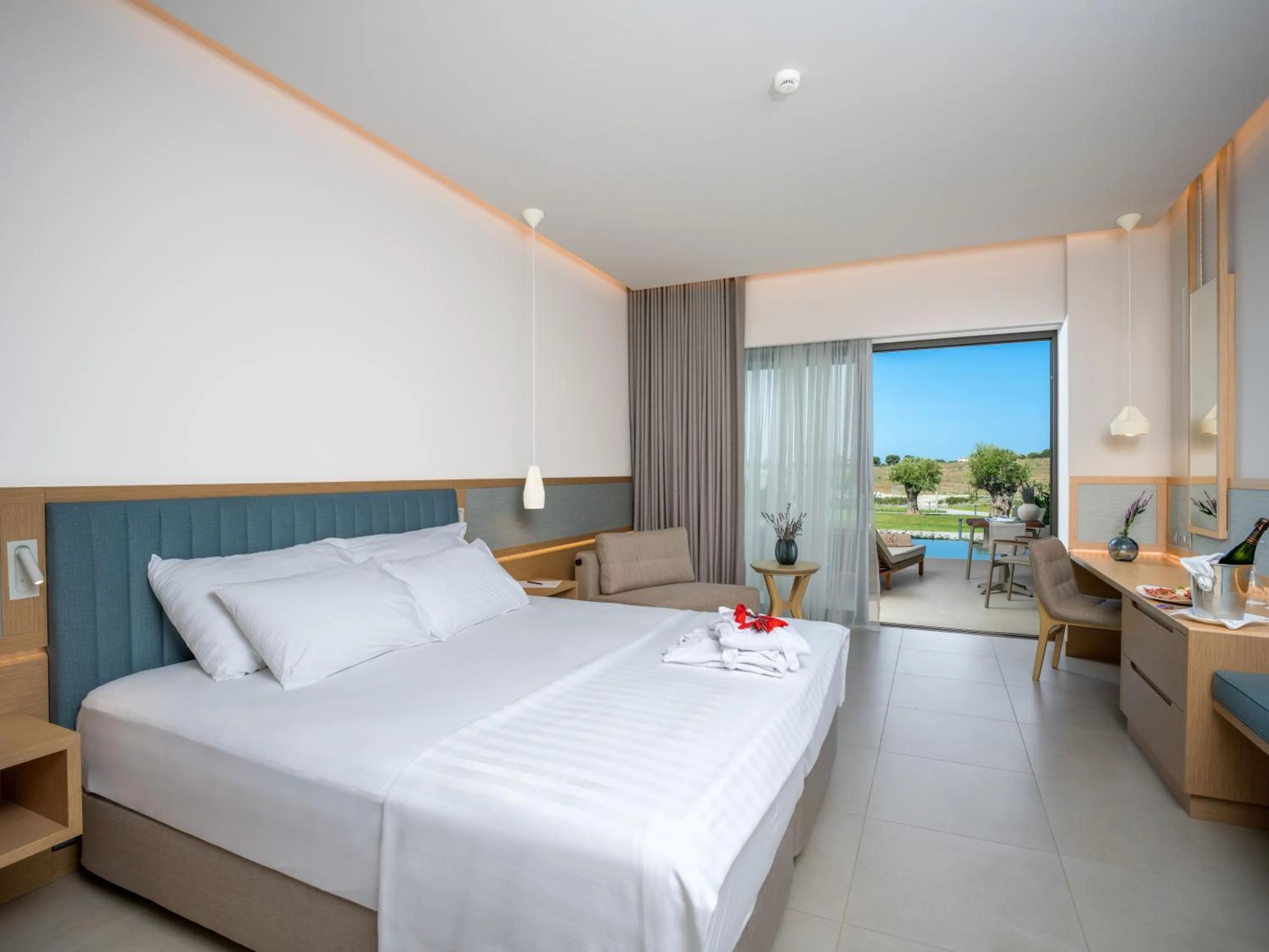 Bedroom, Bed in Ammoa Luxury Hotel & Spa Resort