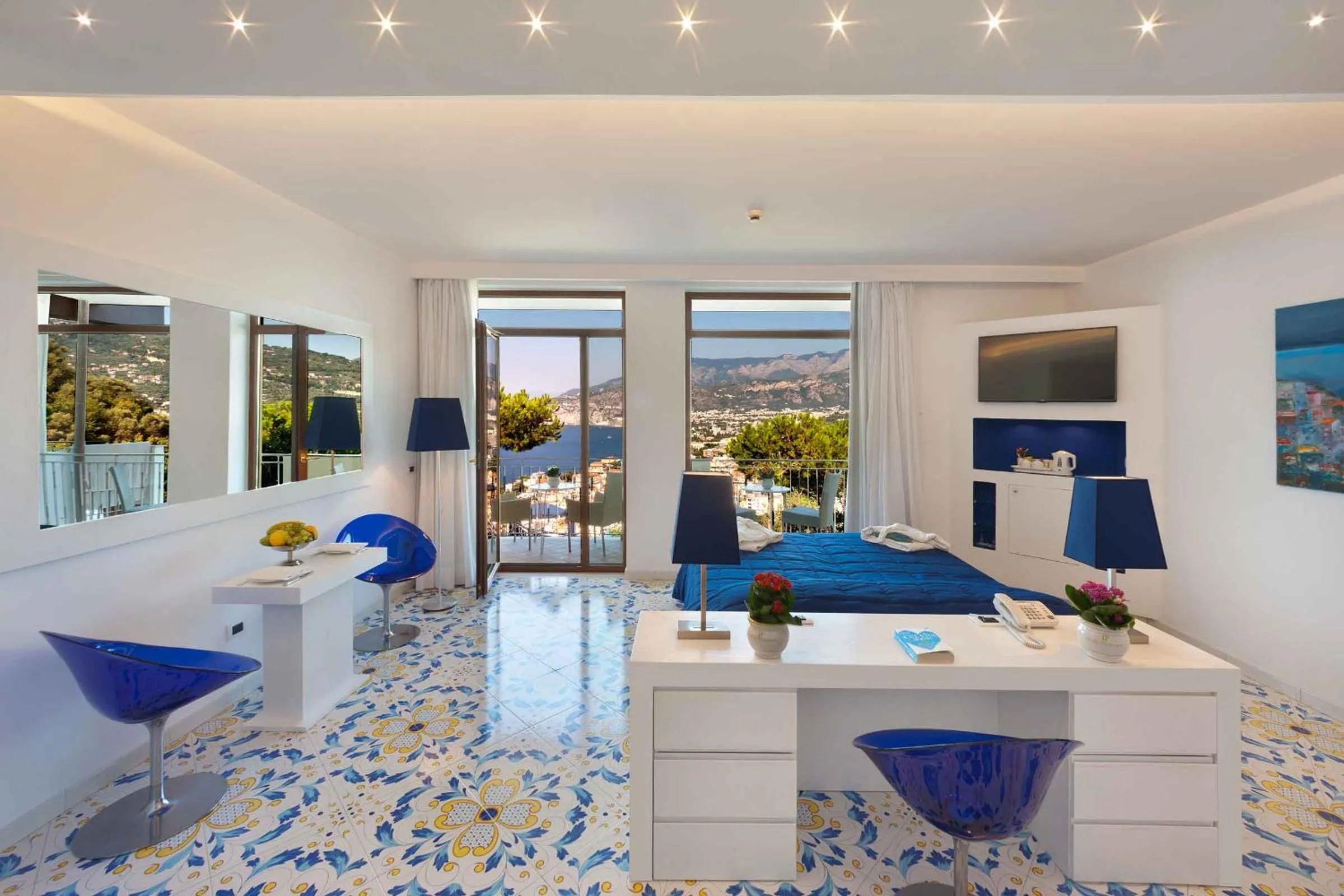 Bedroom in Grand Hotel President