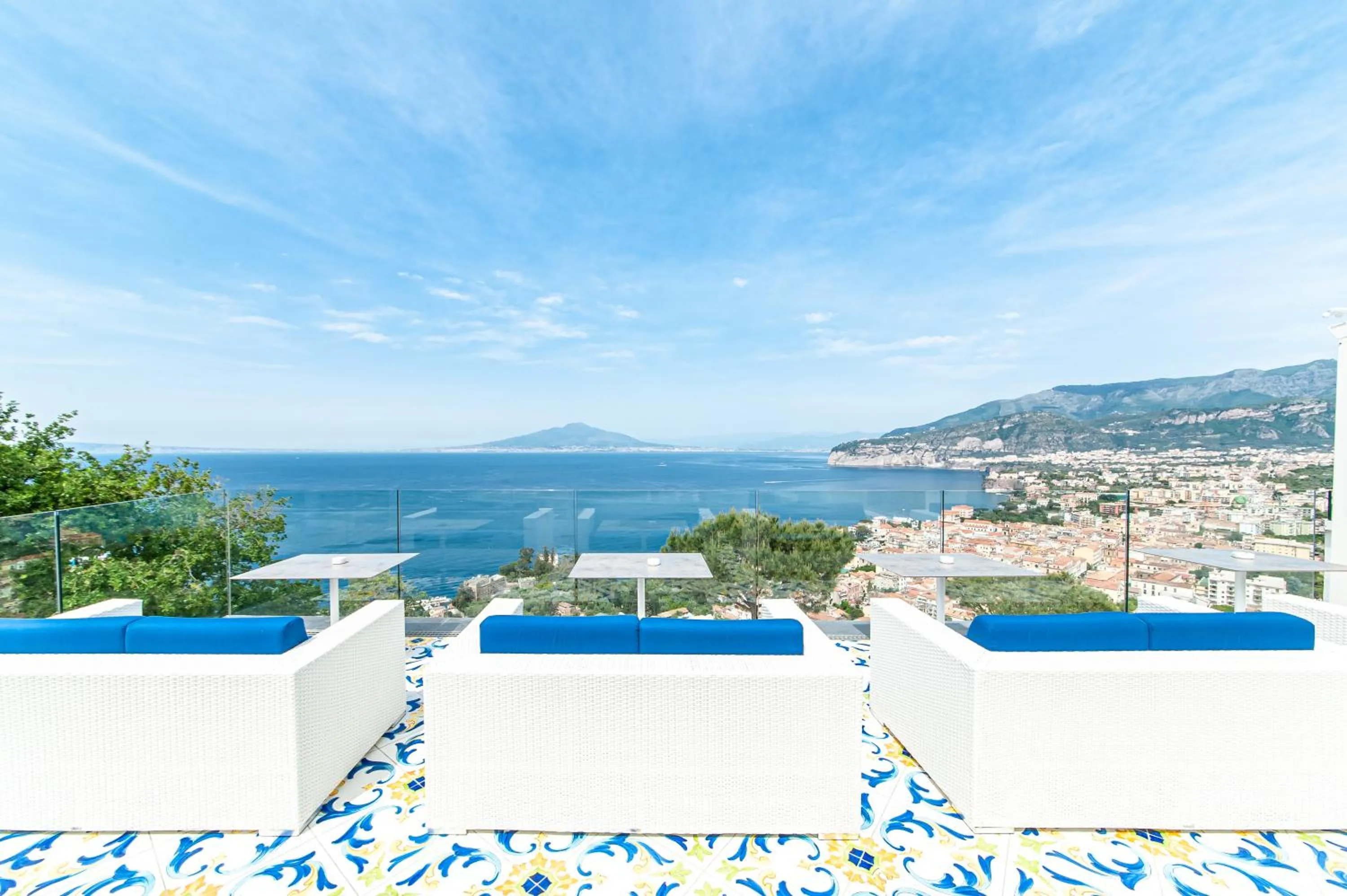 Lounge or bar in Grand Hotel President