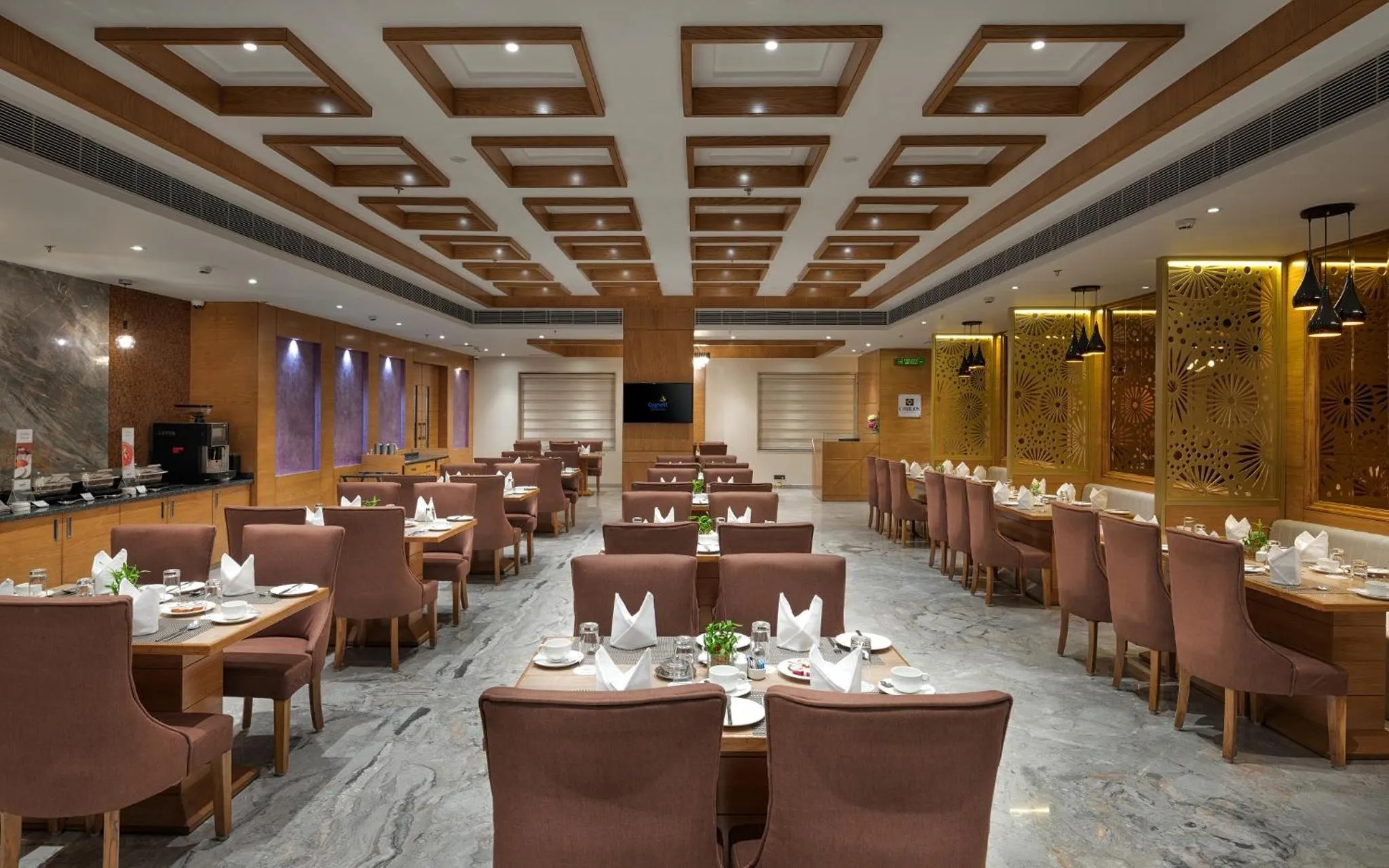 Restaurant/places to eat in Cygnett Park BL