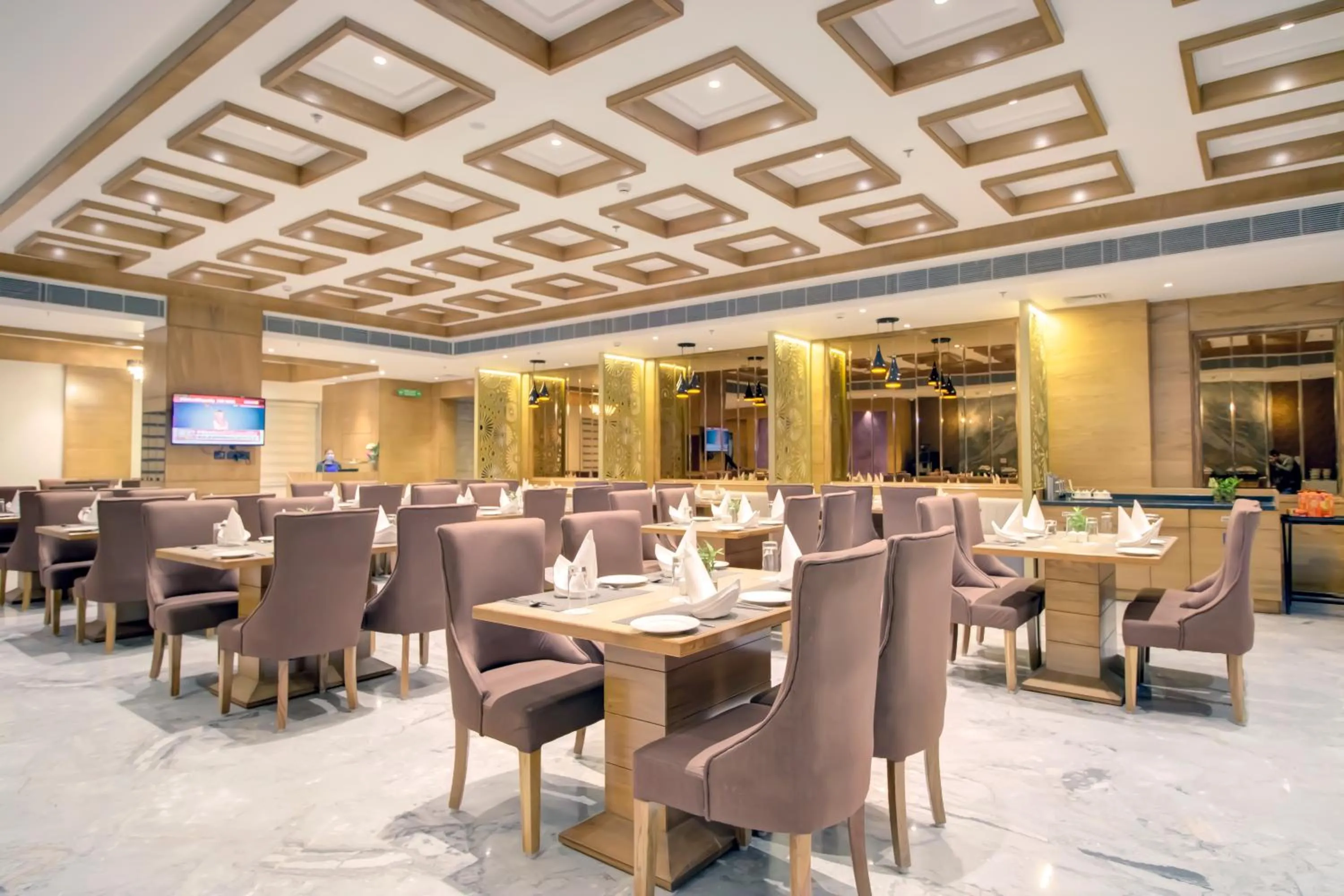 Restaurant/places to eat in Cygnett Park BL