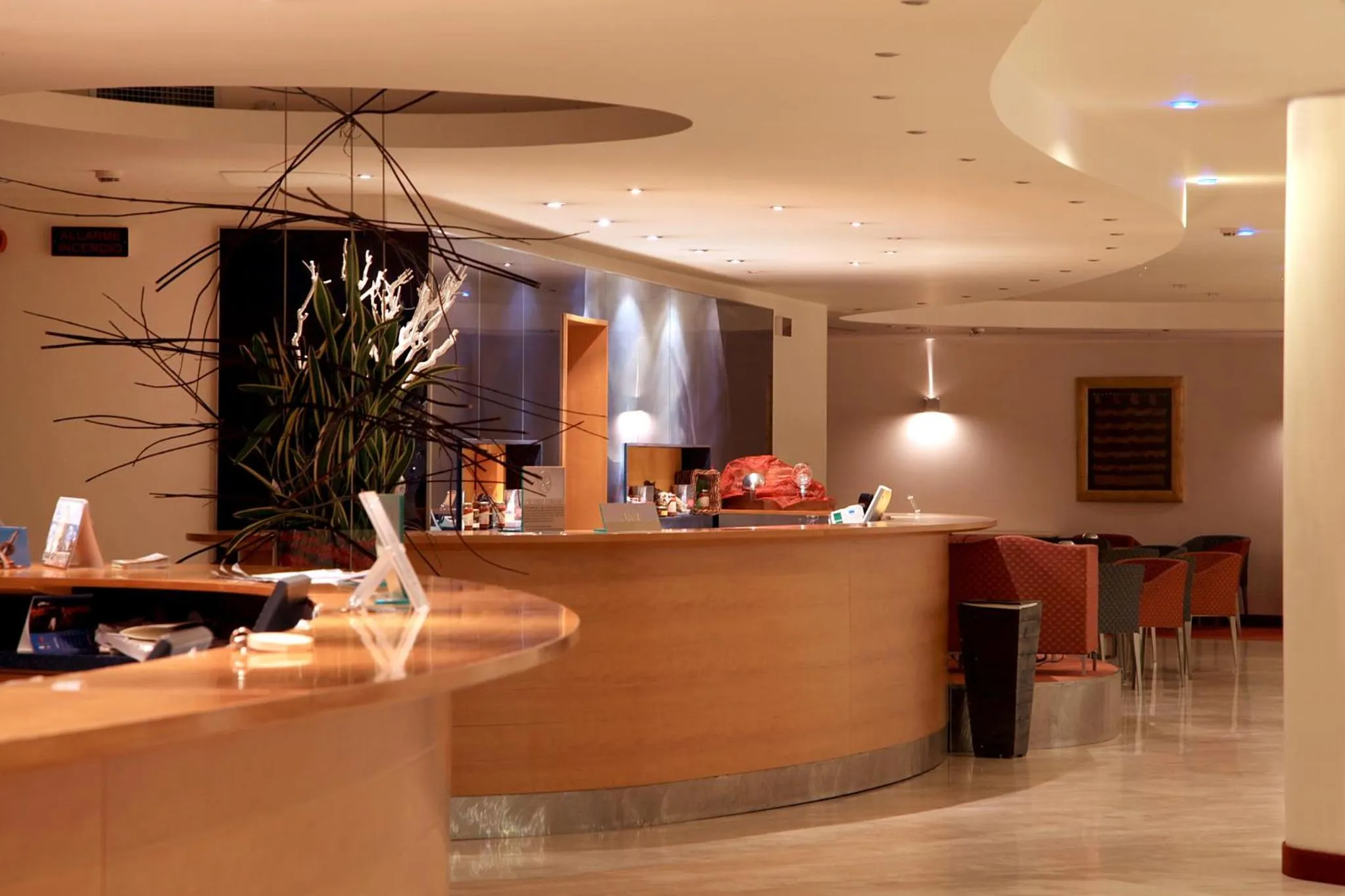 Lobby or reception in Nicotel Bisceglie