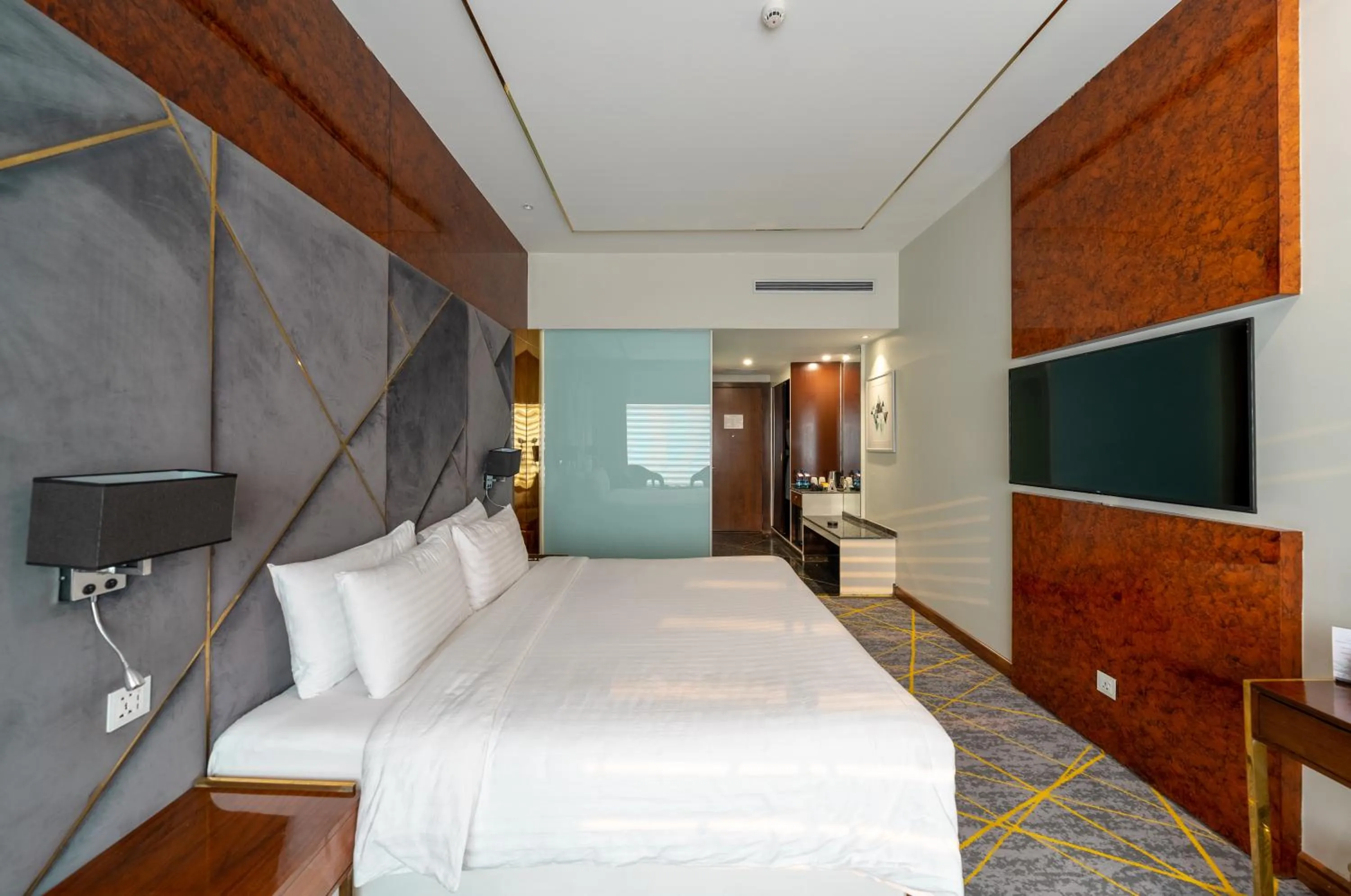 View (from property/room), Bed in Best Western Premier Islamabad