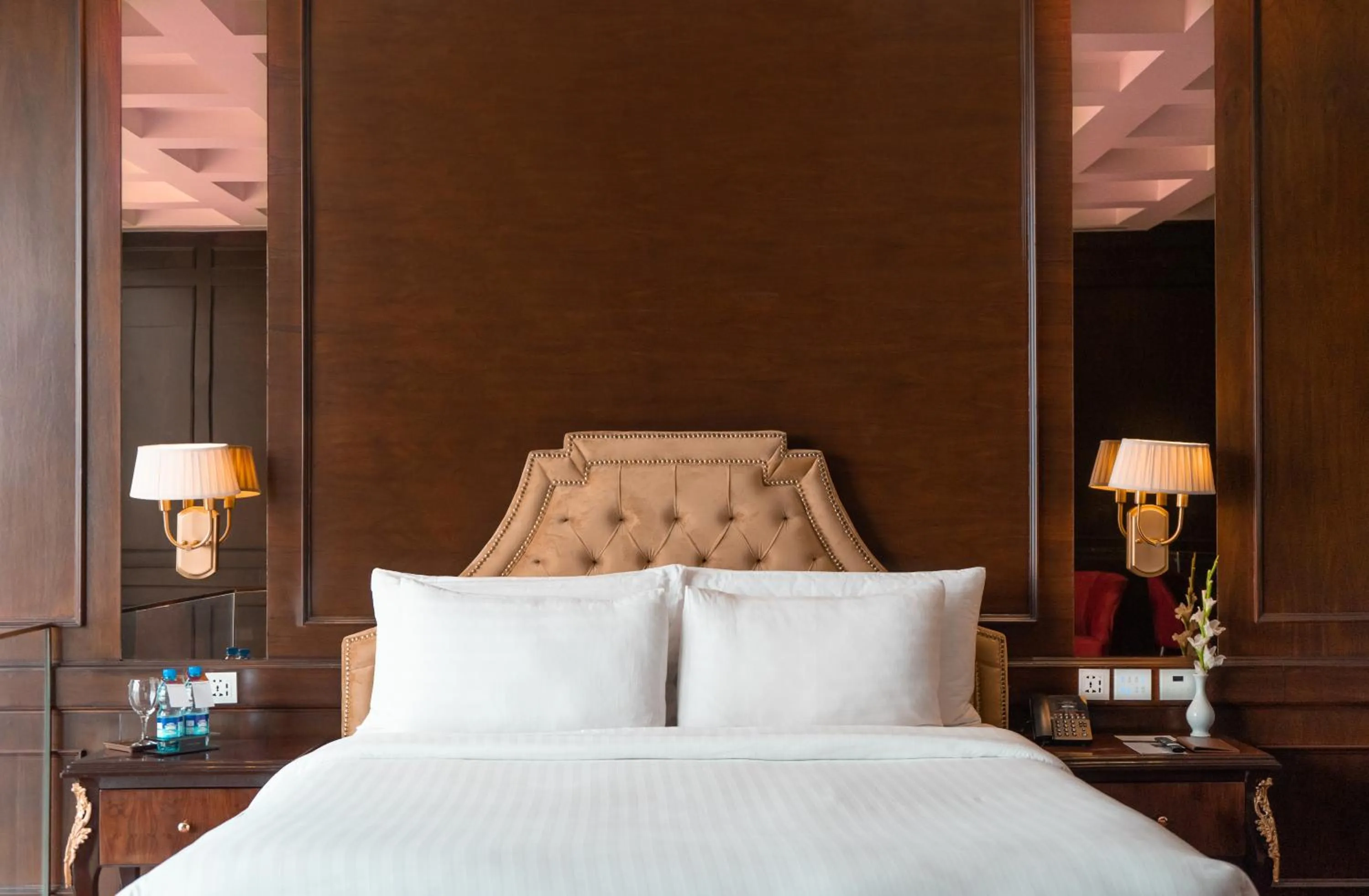 Bed in Best Western Premier Islamabad