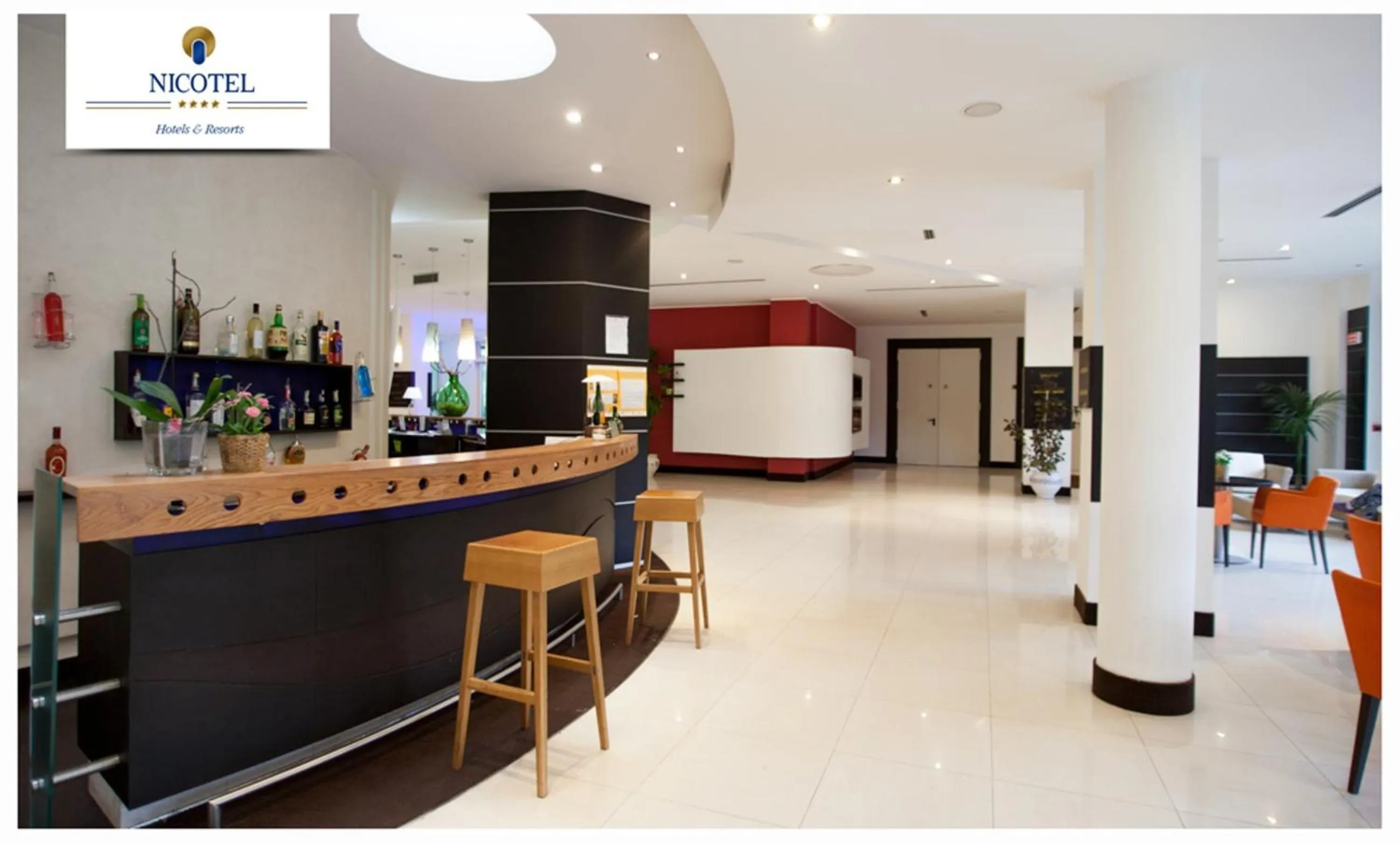 Lobby or reception in Nicotel Pineto