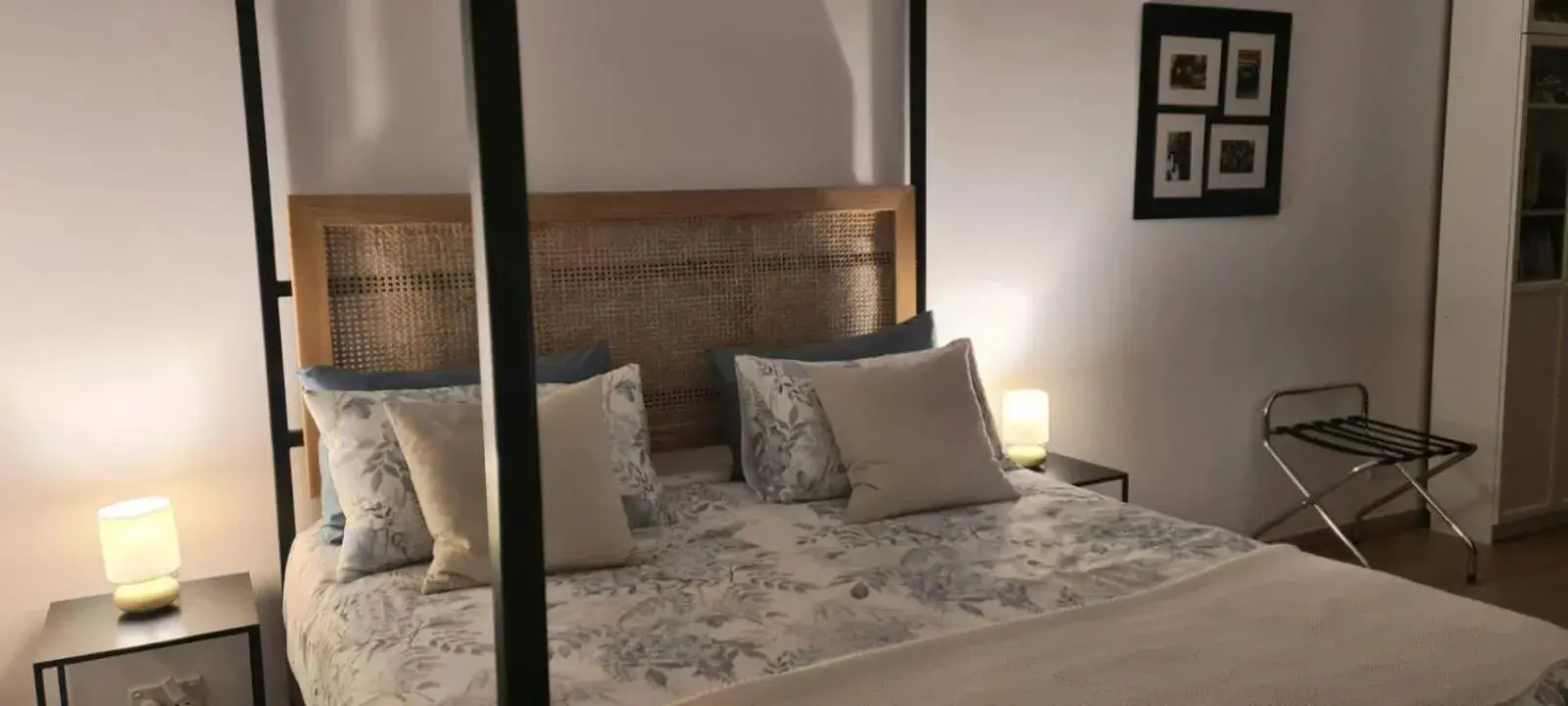 Double Room with Private Bathroom - single occupancy in Cherrywood House Double Room with Private Bathroom - single occupancy in Cherrywood House