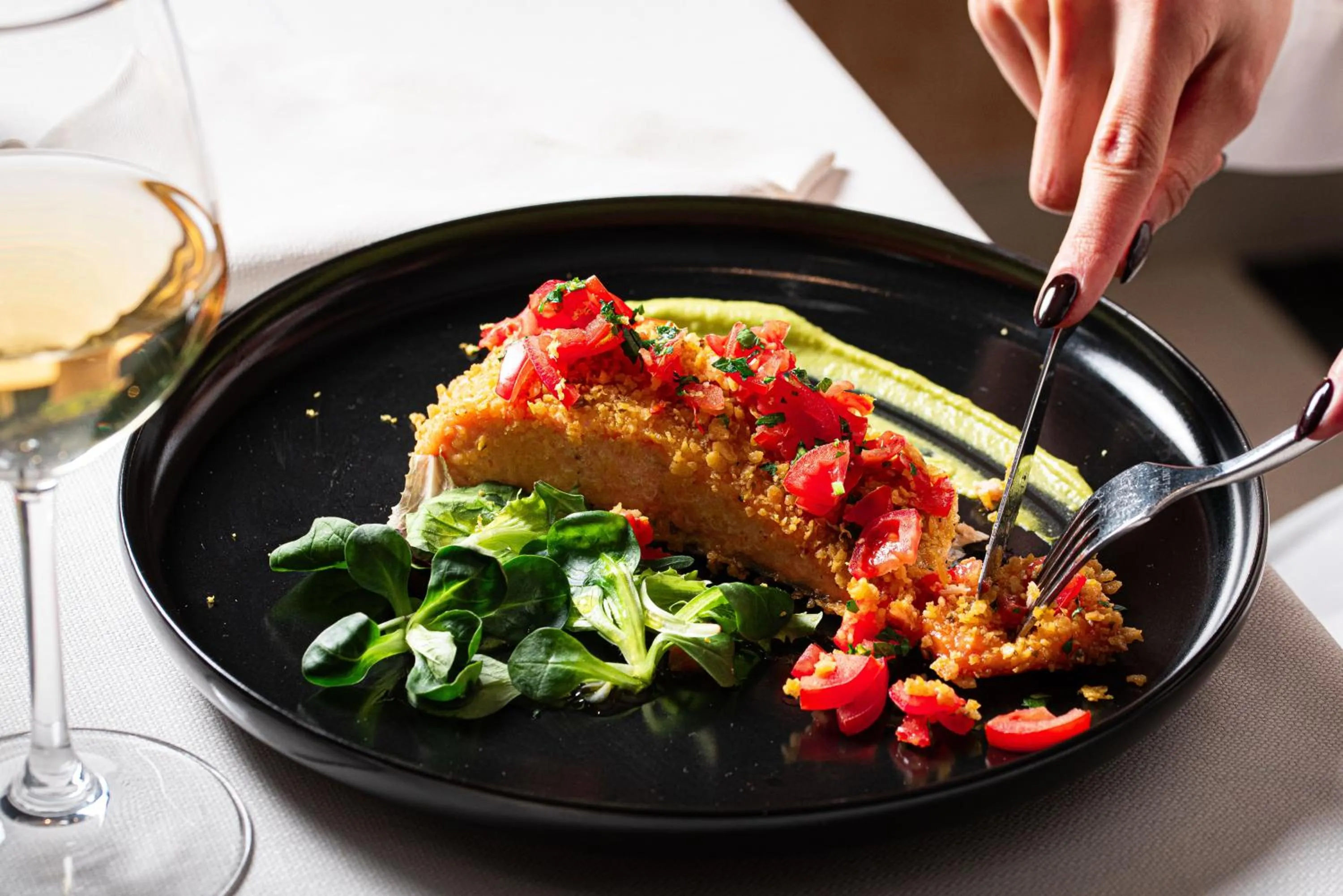 Restaurant/places to eat in Phi Hotel Emilia