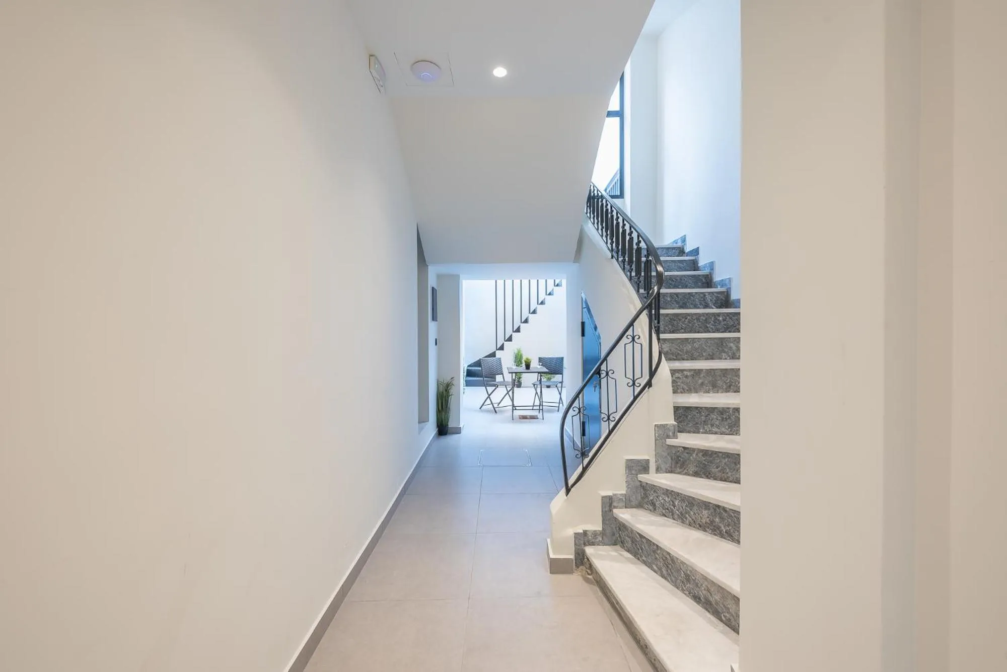 The Asprogeraka - self check-in rooms