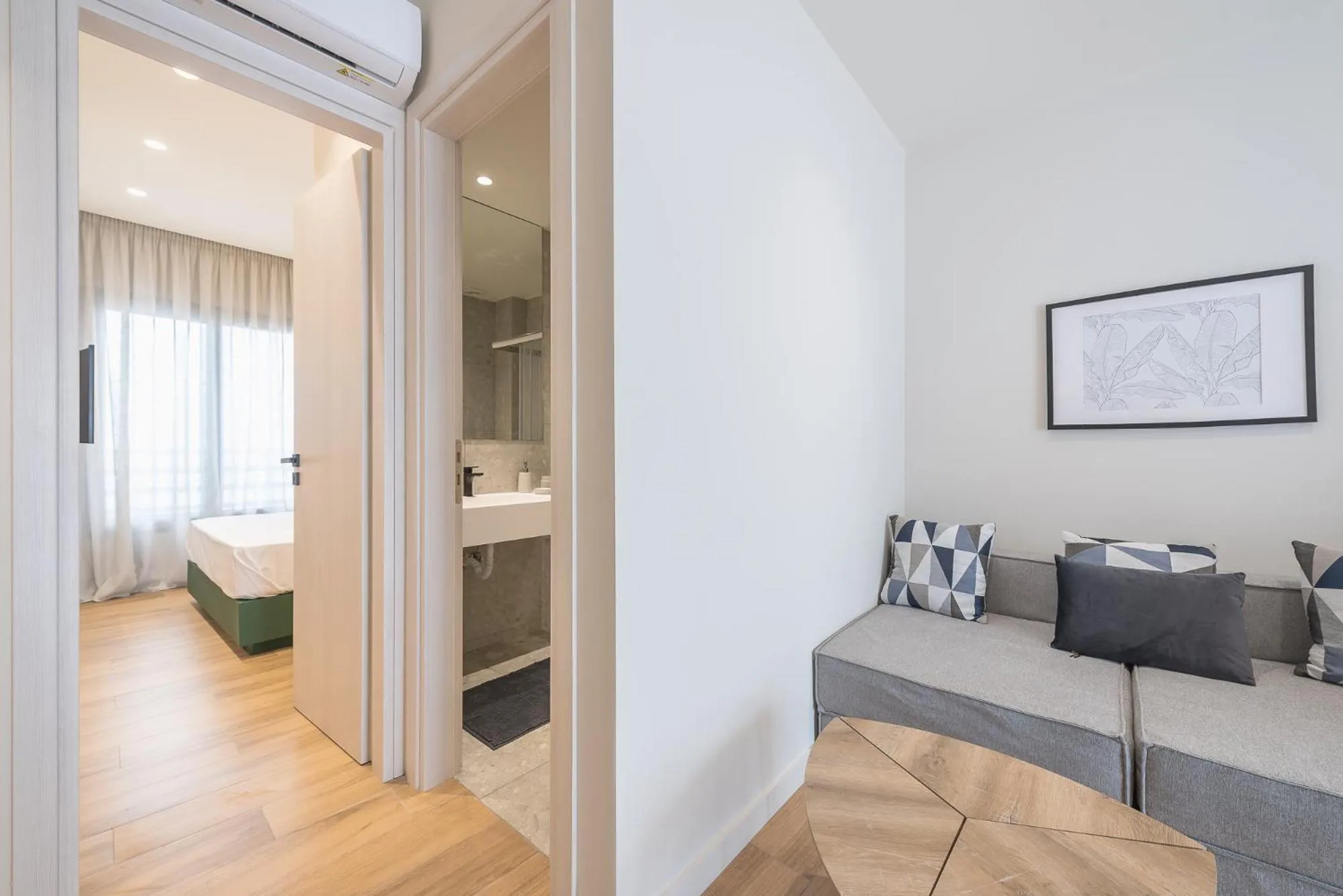 The Asprogeraka - self check-in rooms