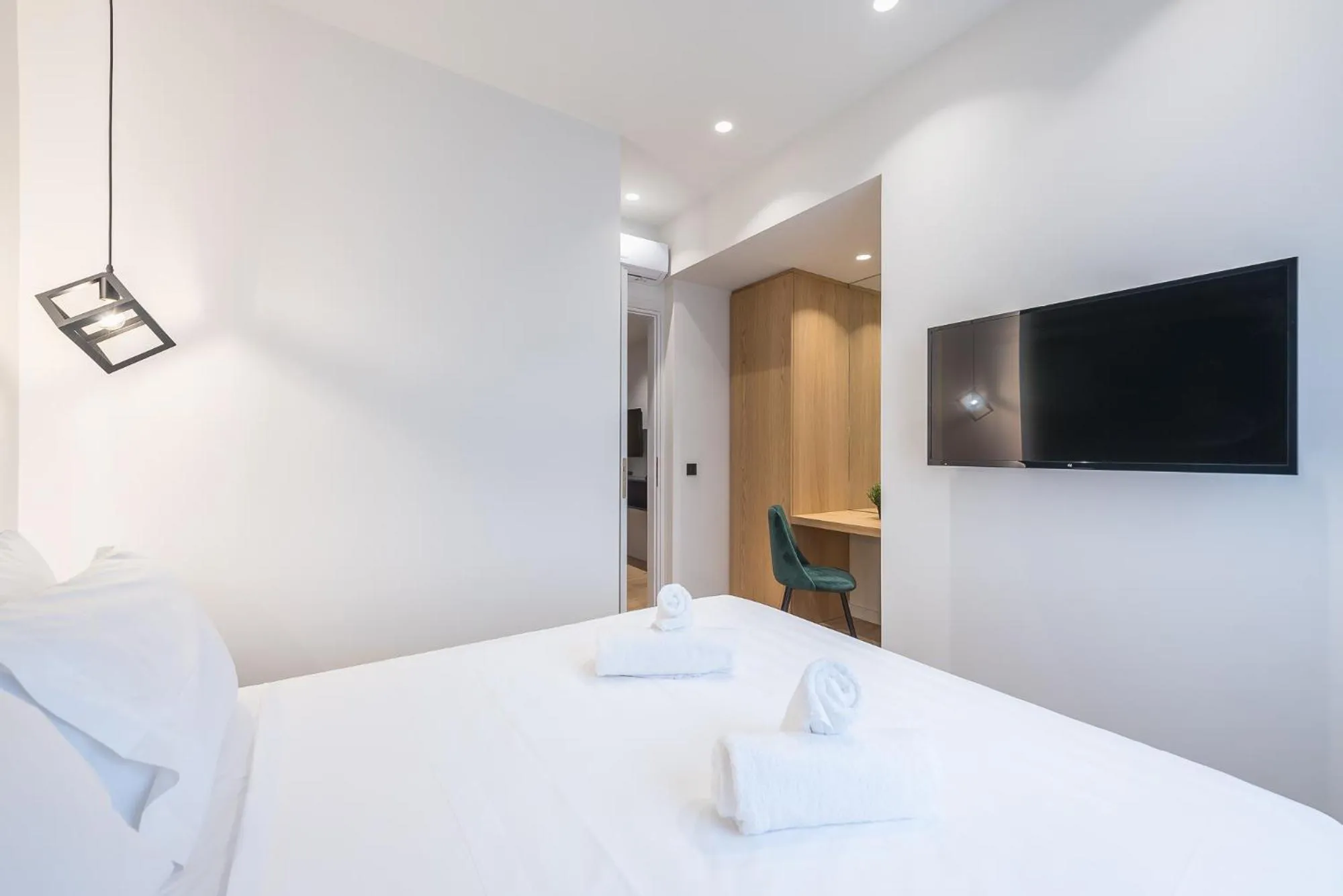 Bed in The Asprogeraka - self check-in rooms