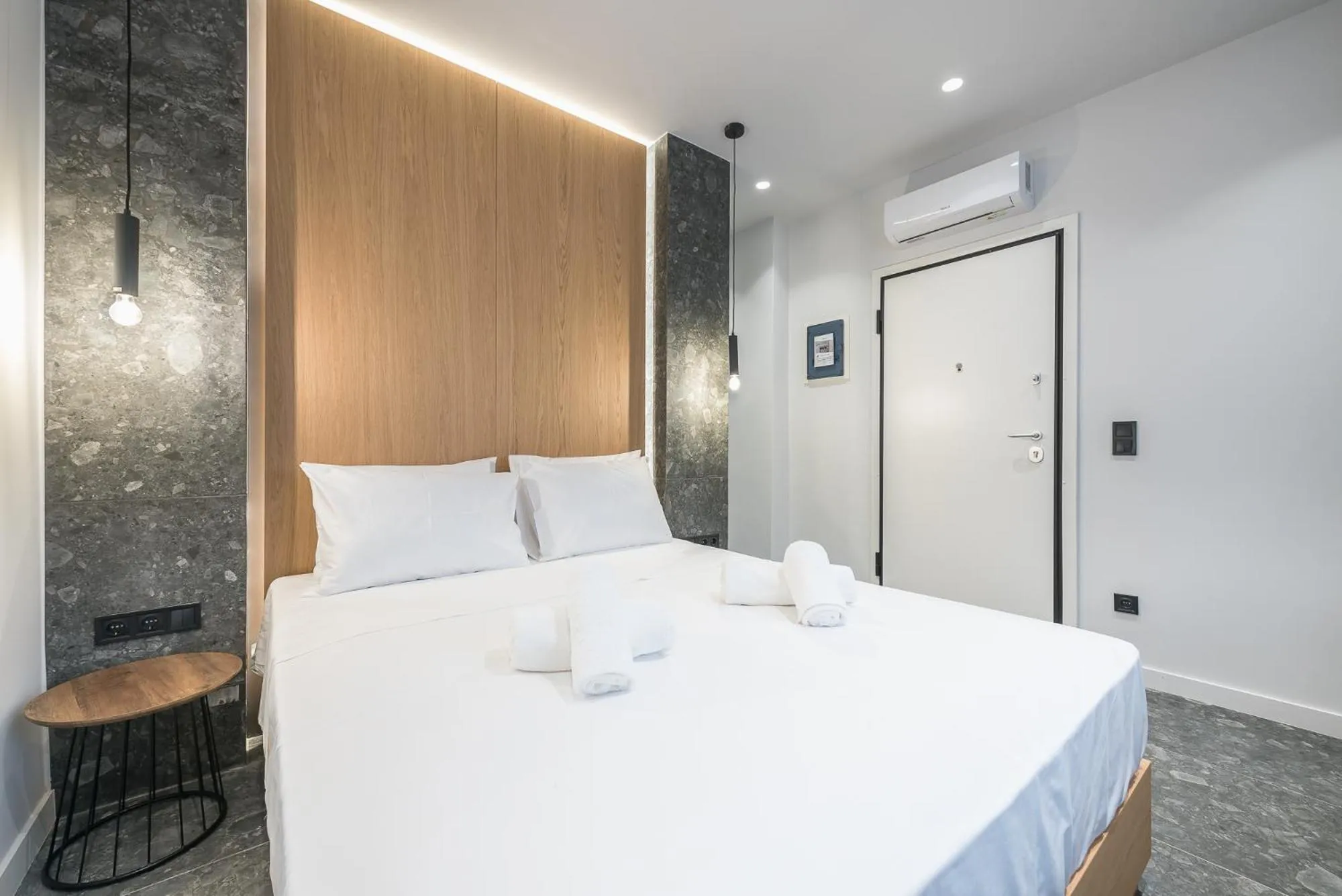 Bed in The Asprogeraka - self check-in rooms