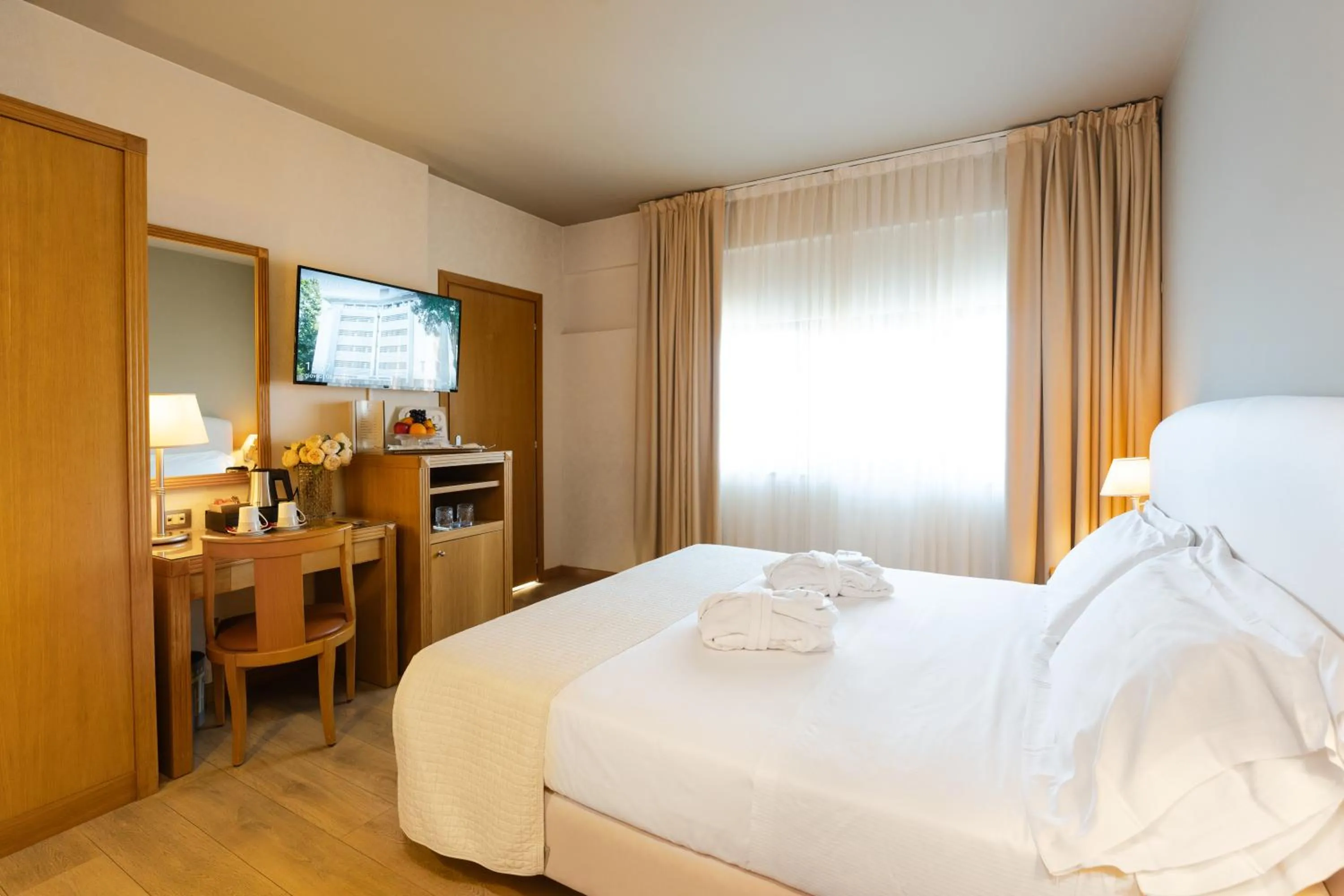 Bed in Hotel Touring