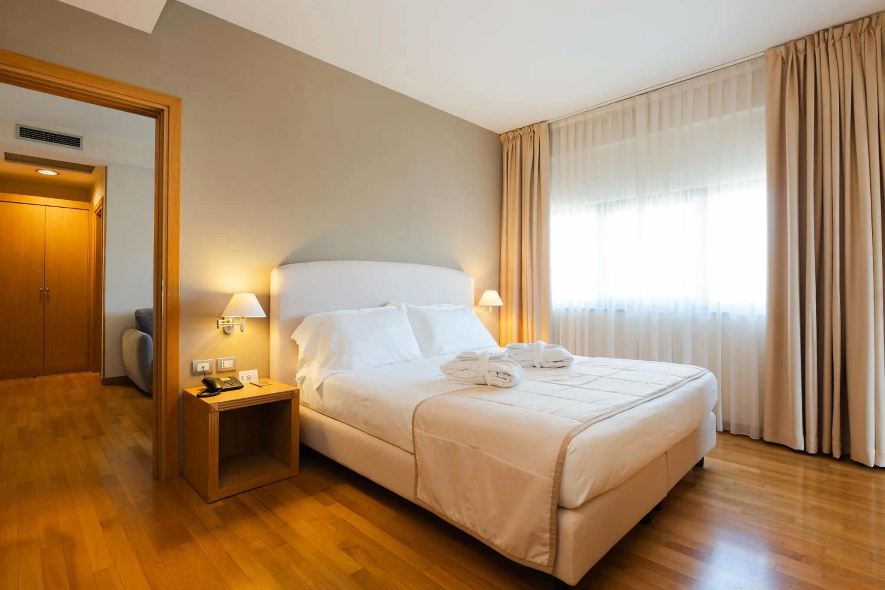 Bed in Hotel Touring