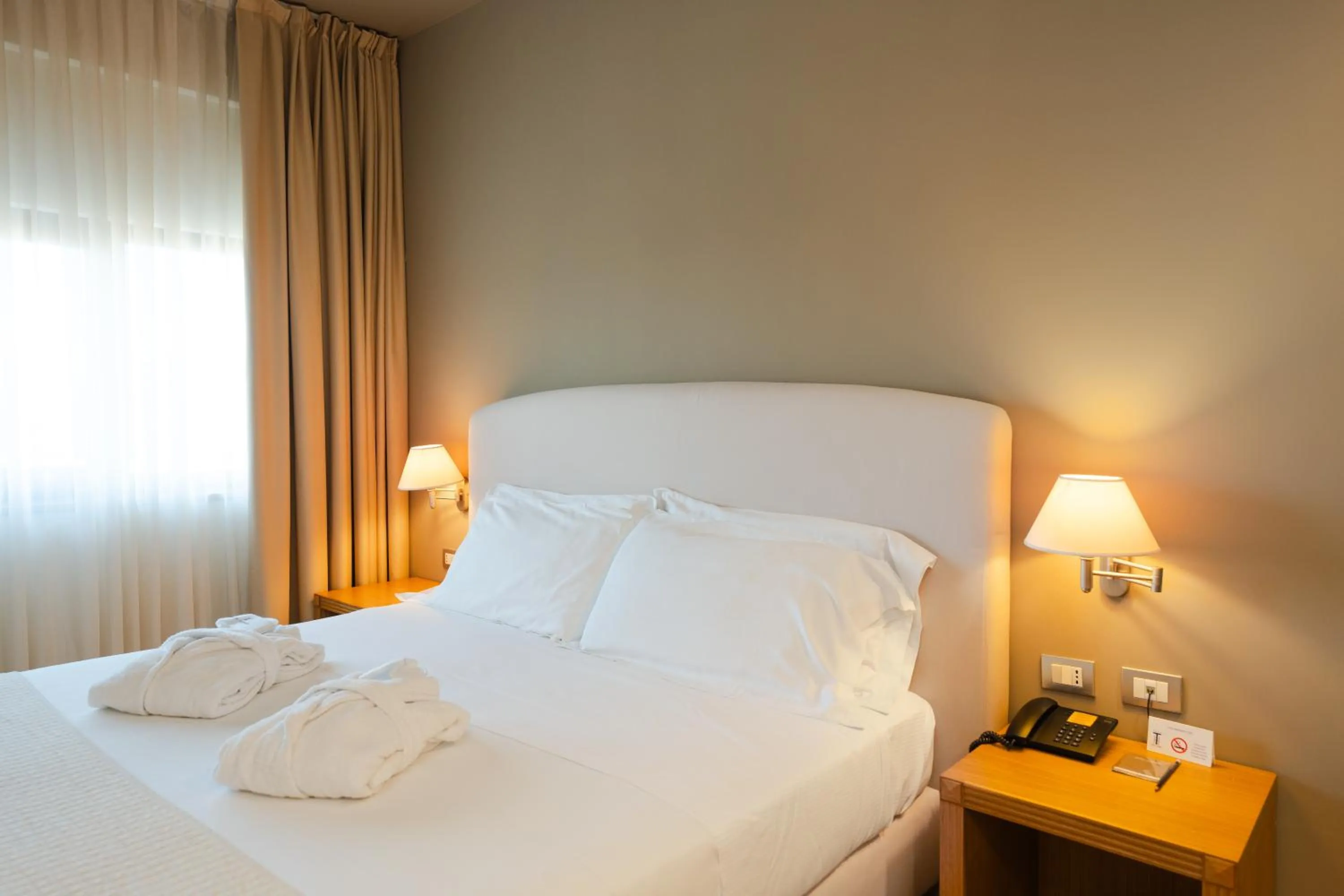 Bed in Hotel Touring