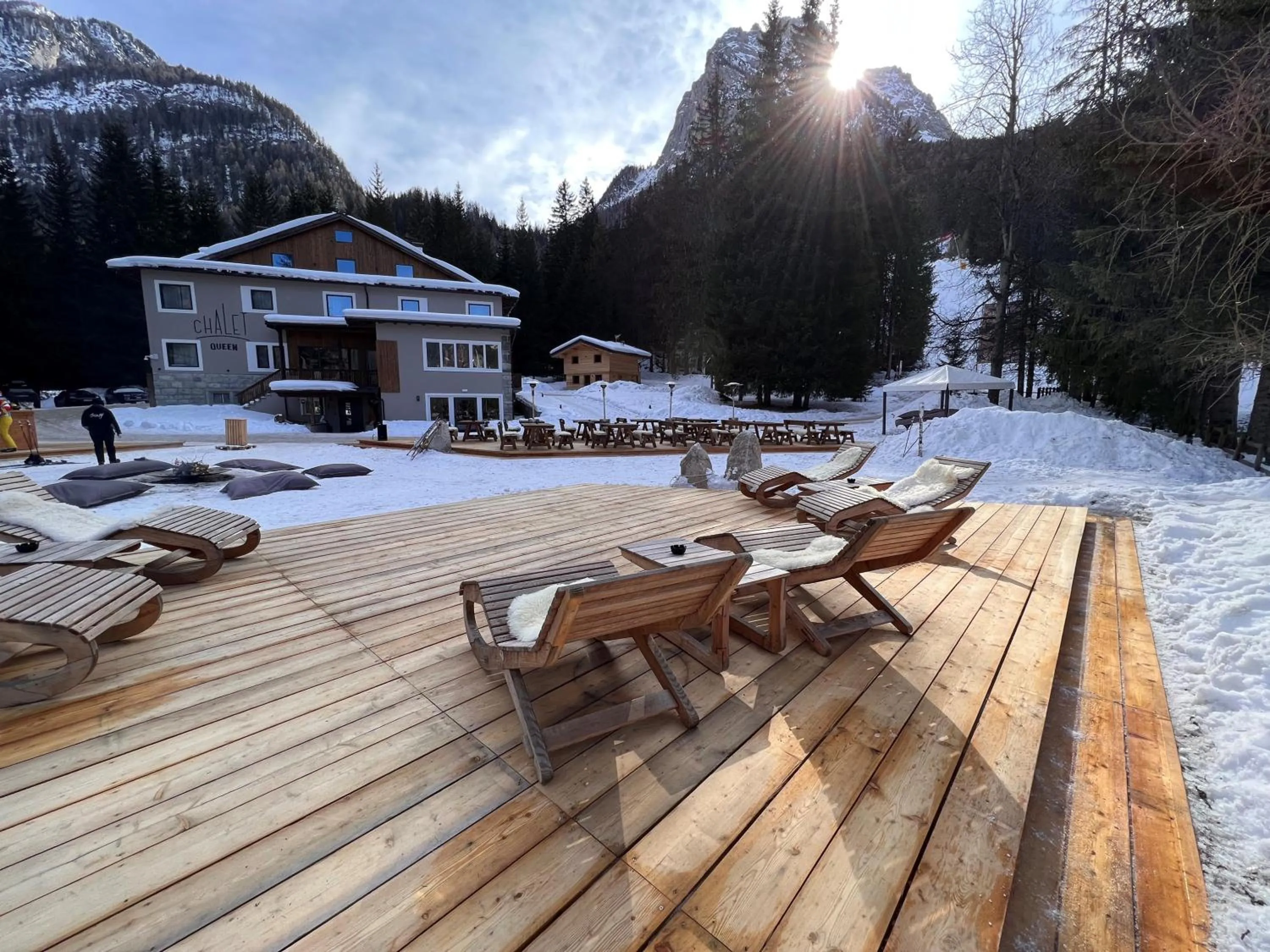 Property building in Chalet Queen