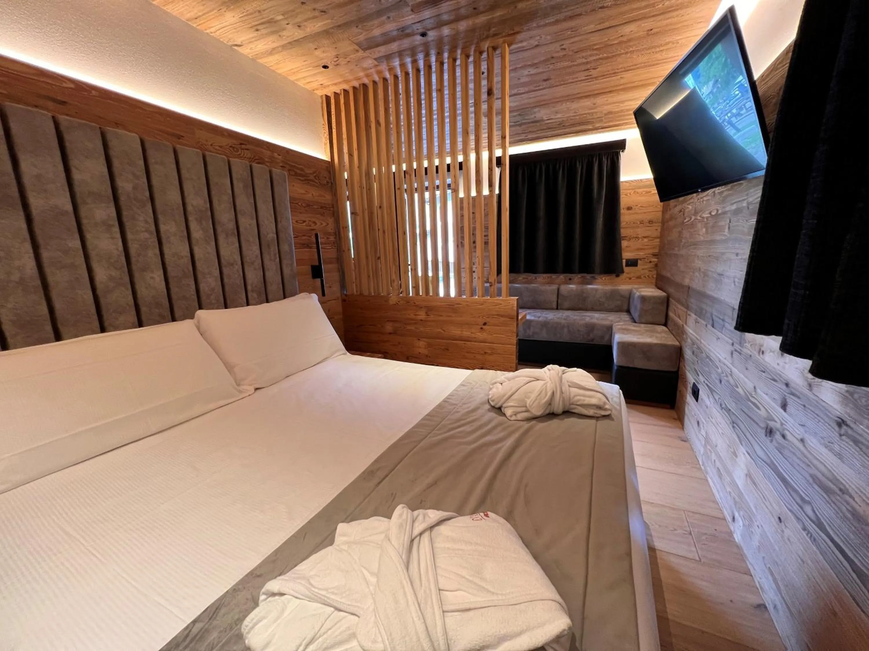 Photo of the whole room in Chalet Queen