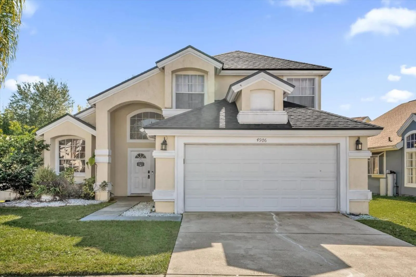 Facade/entrance in Elegant Villa Pool Fun Game Room Near Disney