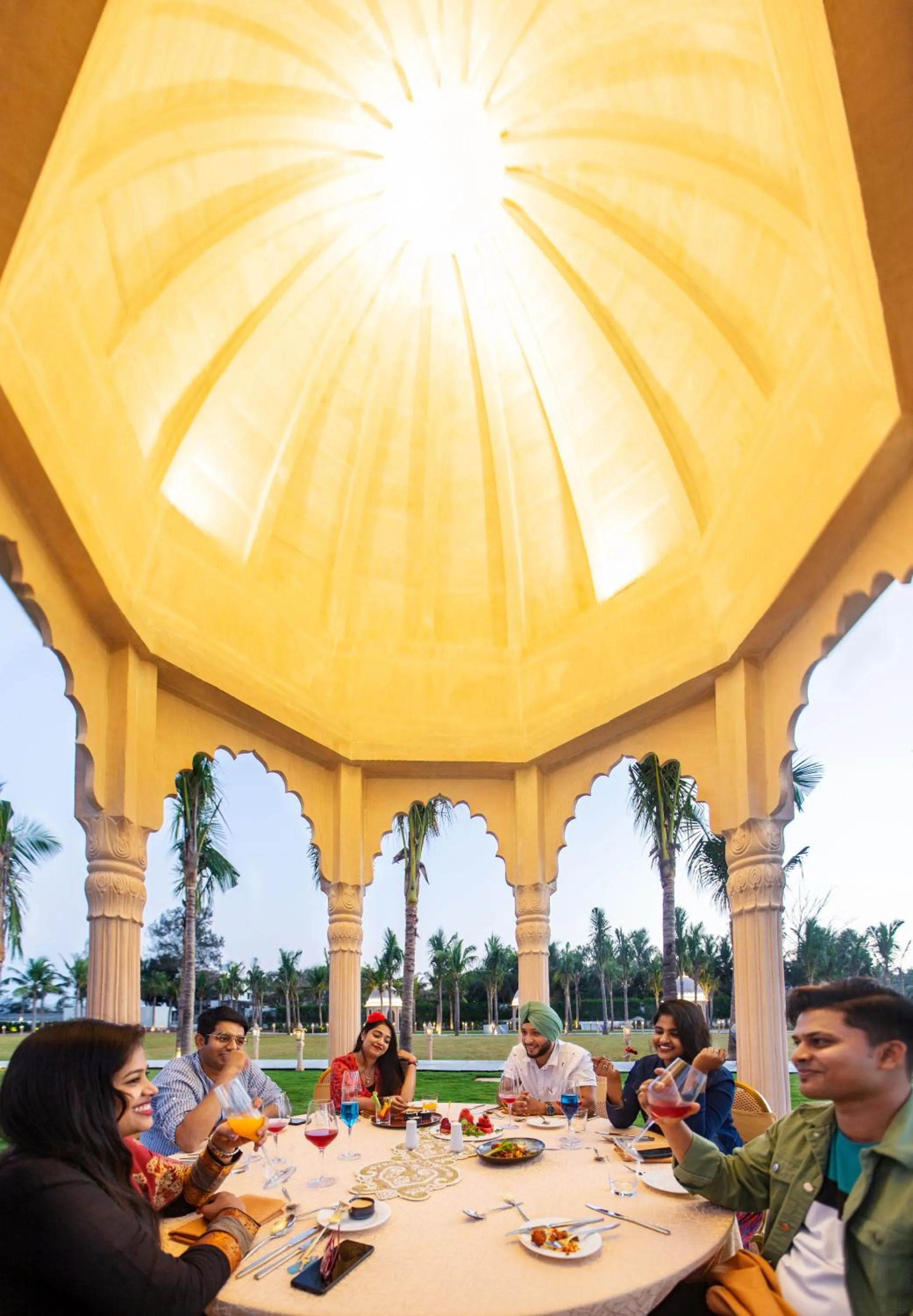 Restaurant/places to eat in Kaldan Samudhra Palace