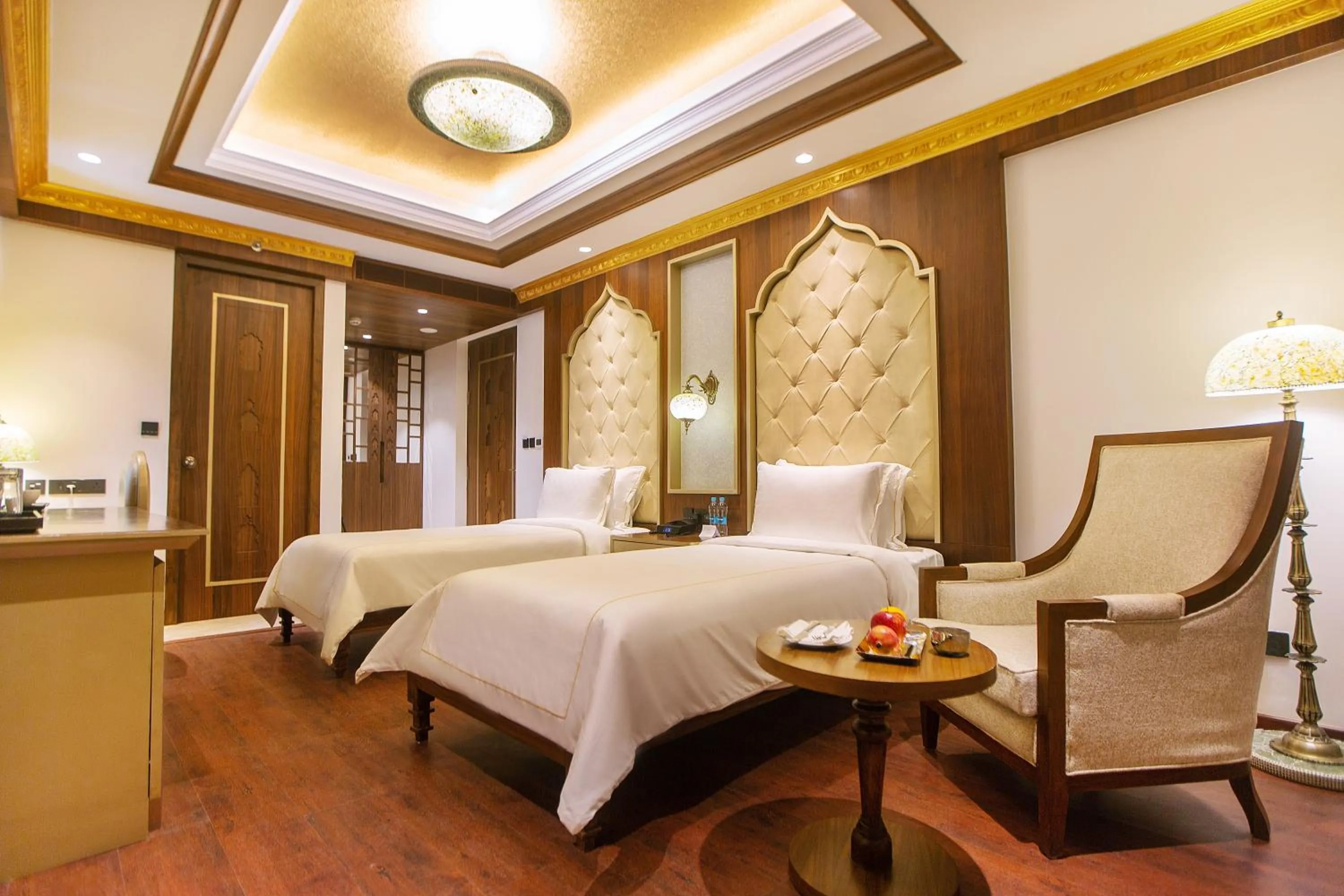 Photo of the whole room, Bed in Kaldan Samudhra Palace