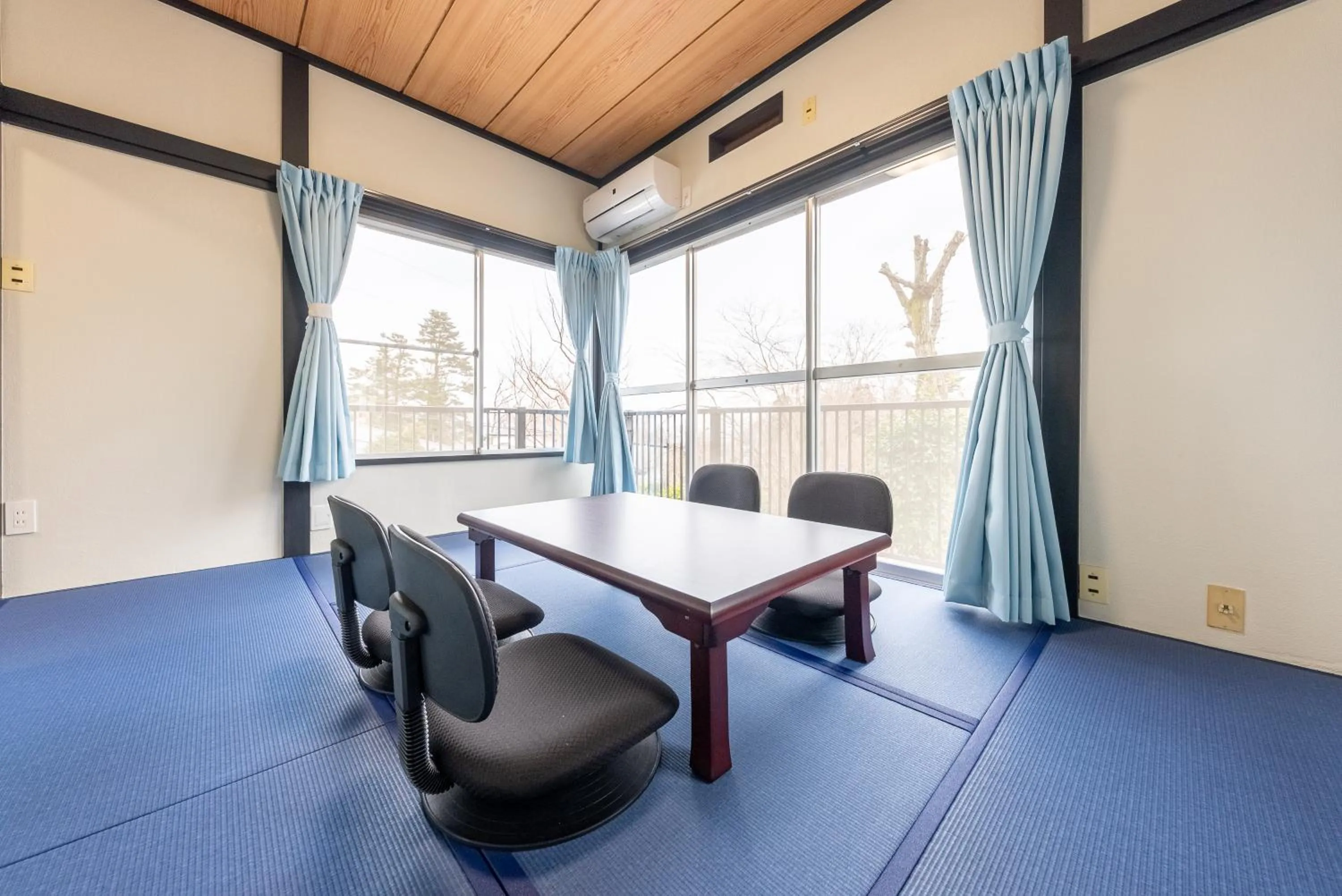 Meeting/conference room in 伊豆ワーケーション Izu Workation