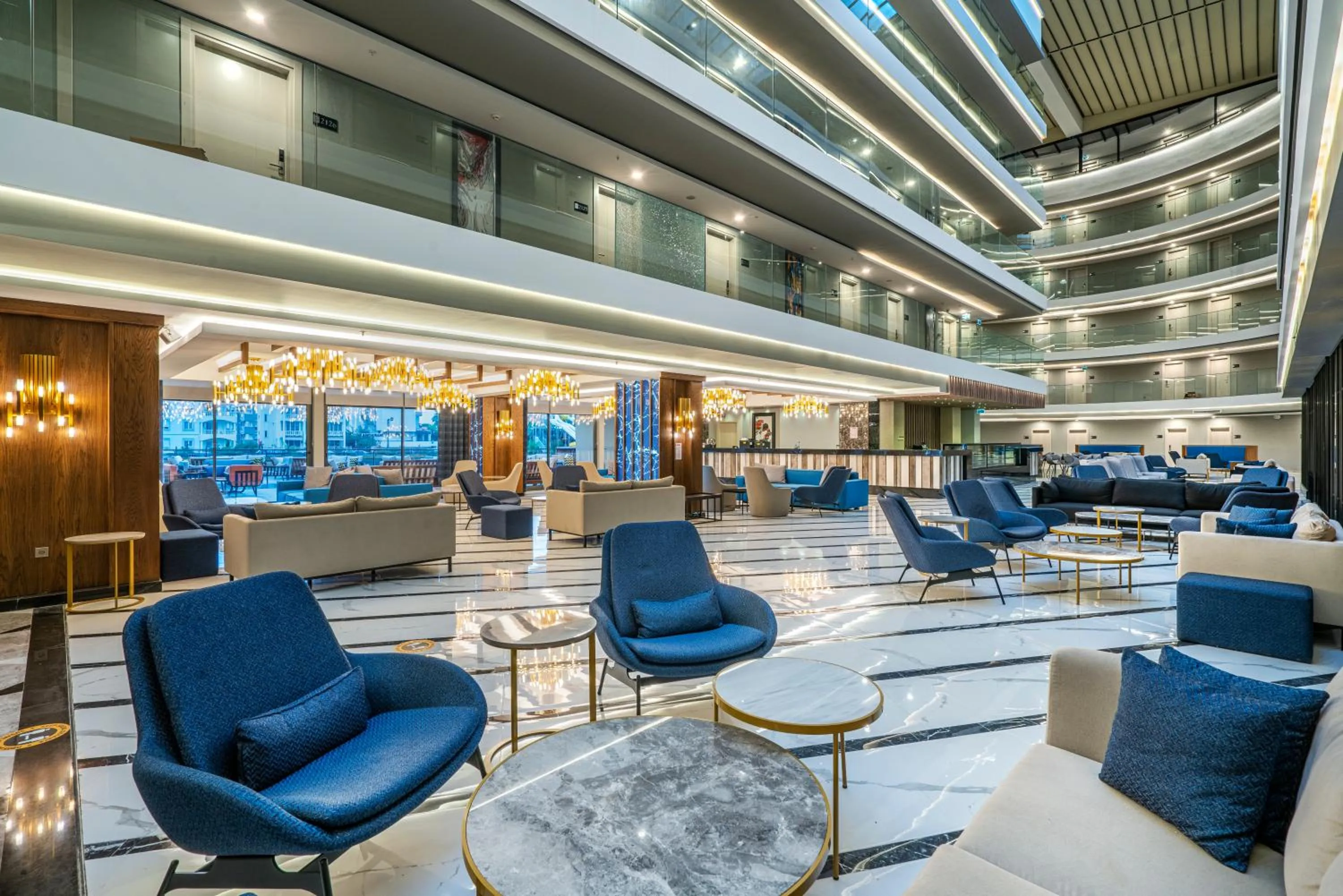 Lobby or reception in Arnor De Luxe Hotel & Spa