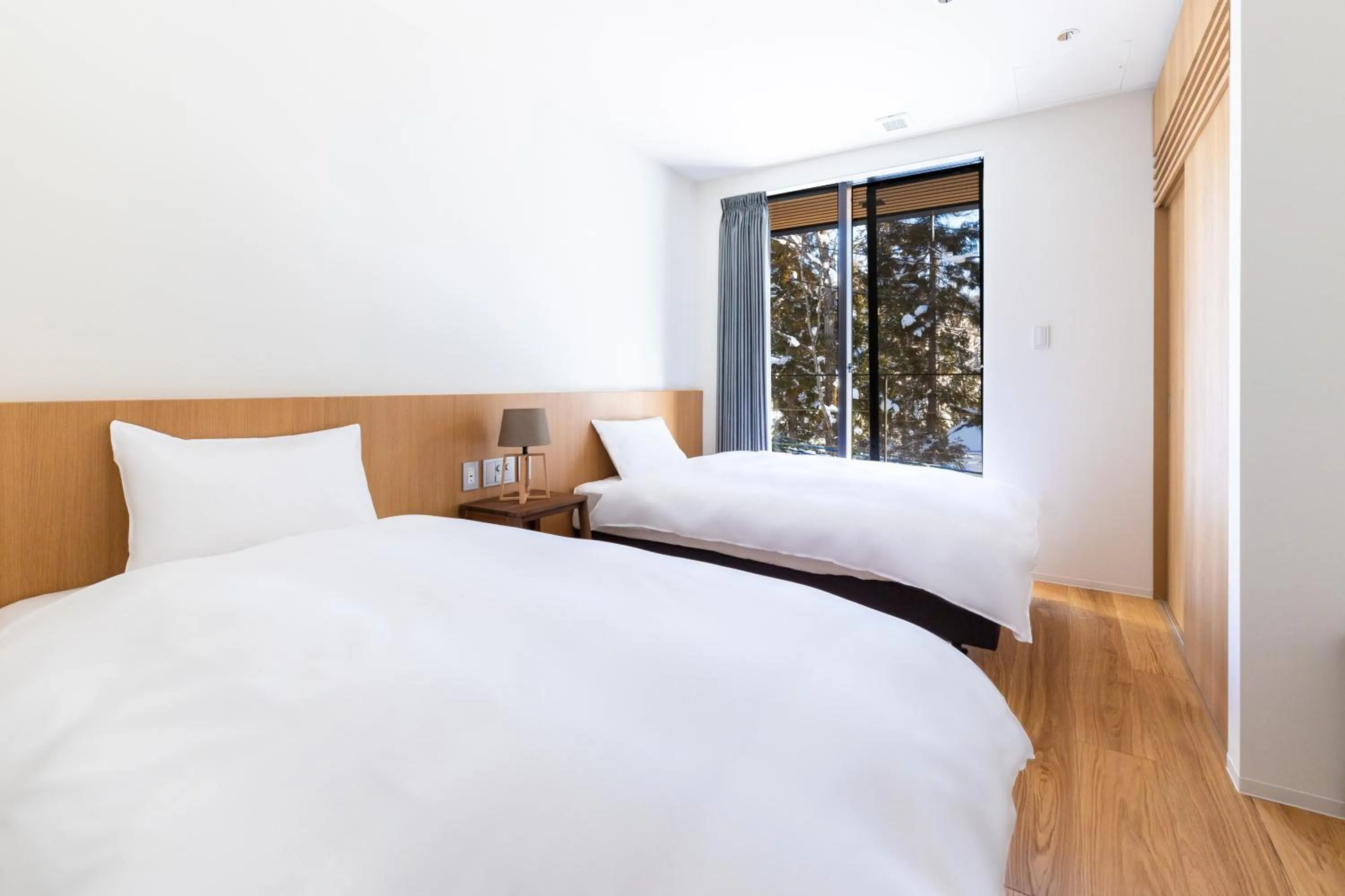 Bedroom, Bed in ROKA by HHG