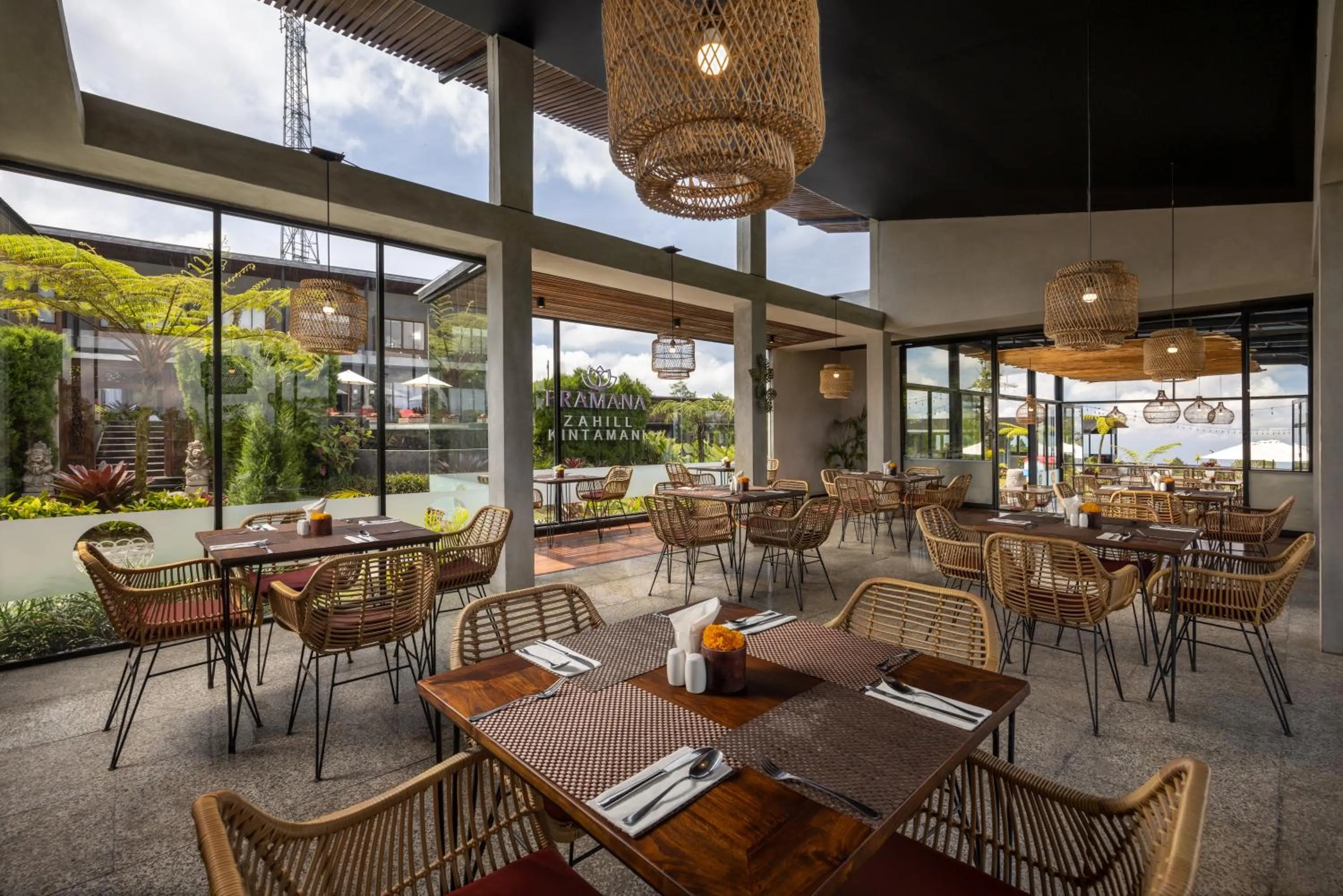 Restaurant/places to eat in Pramana Zahill Kintamani
