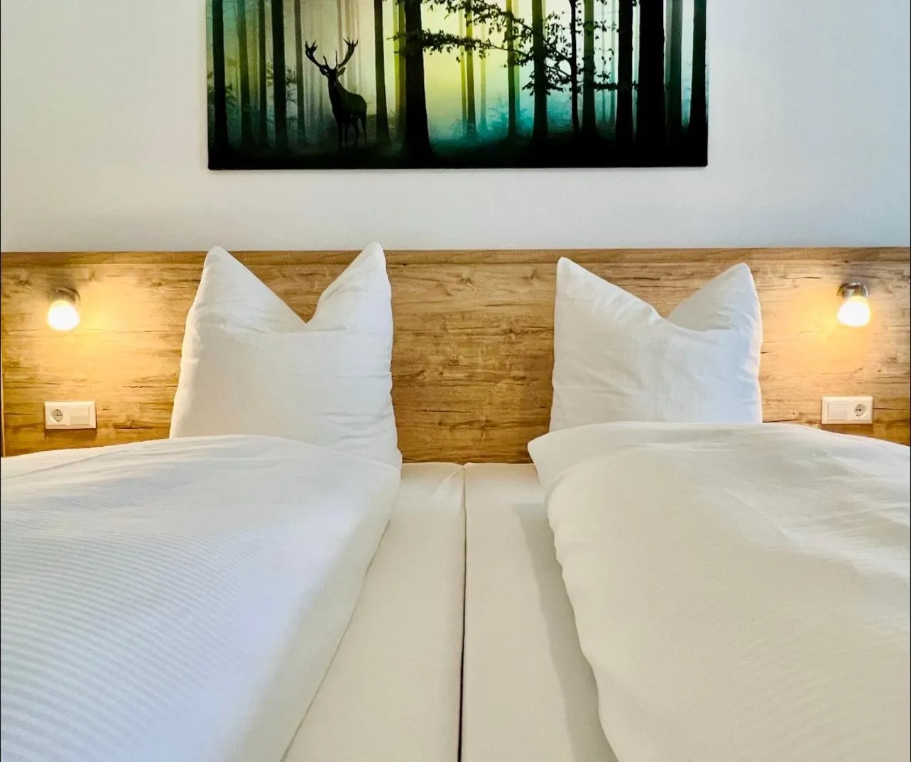 Bed in Landhotel Tanneneck - ideal für Gruppen, Familien und Hunde