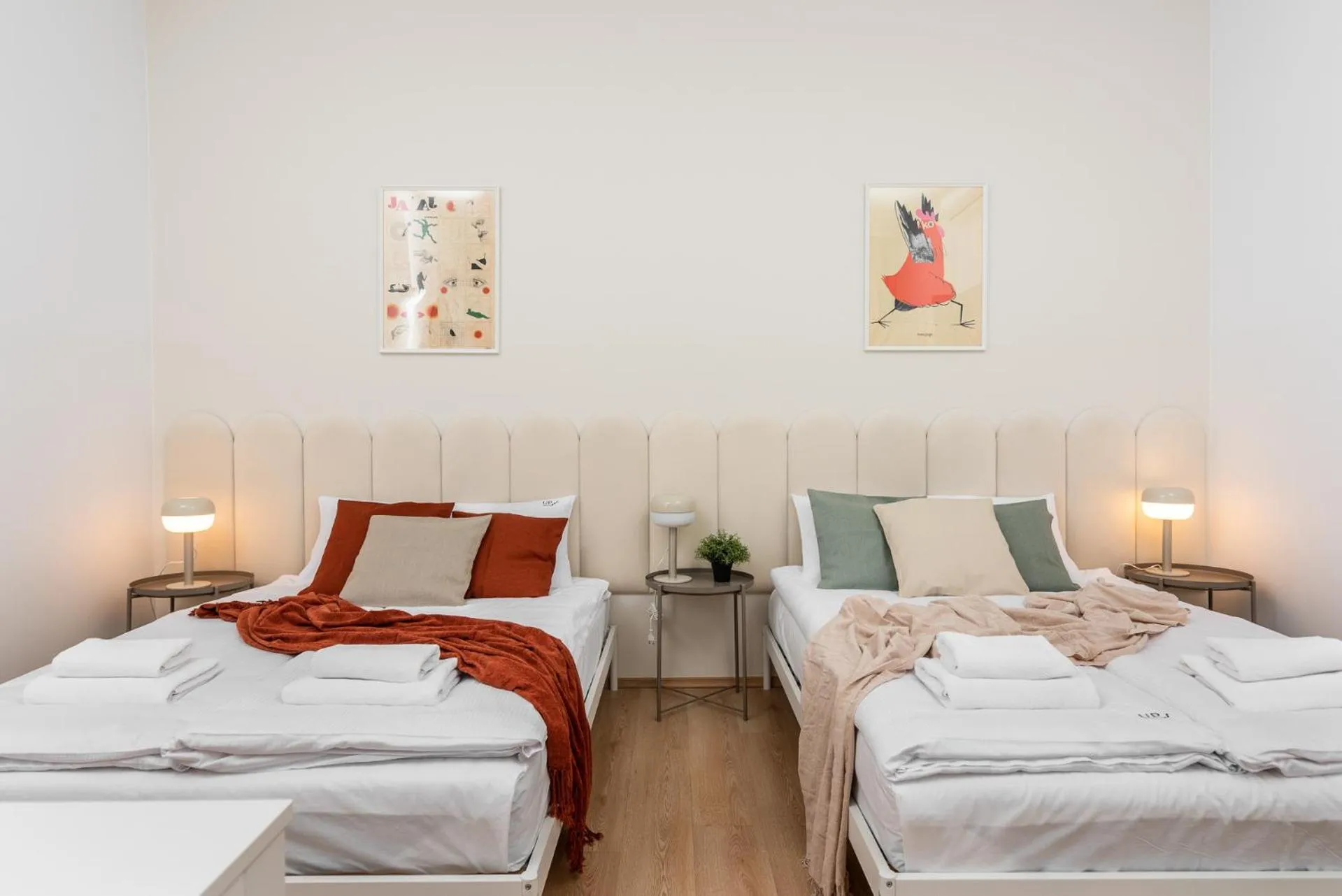 Bed in Modern Centrally Located Apartments - by Upstairs