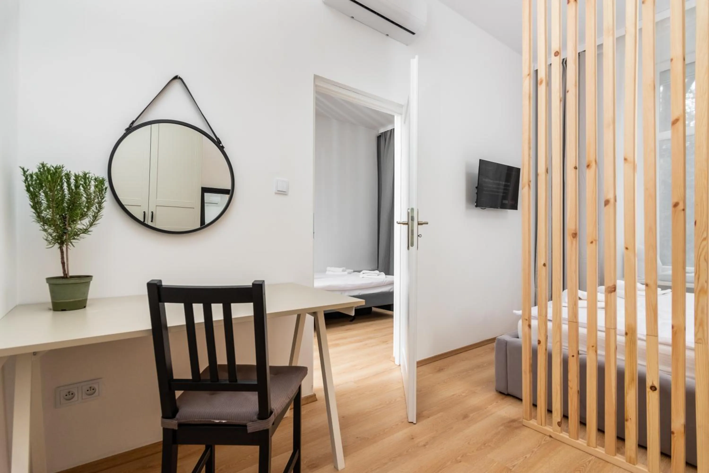 Bed in Modern Centrally Located Apartments - by Upstairs