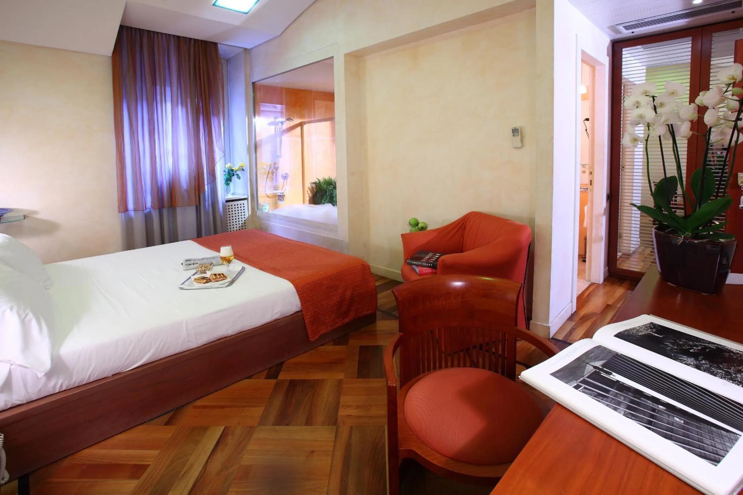 Bed in Hotel Sanpi Milano