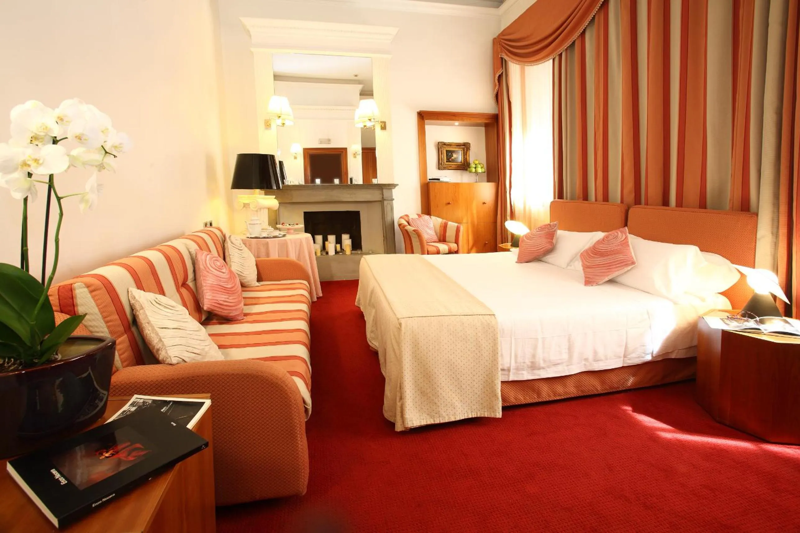 Bed in Hotel Sanpi Milano