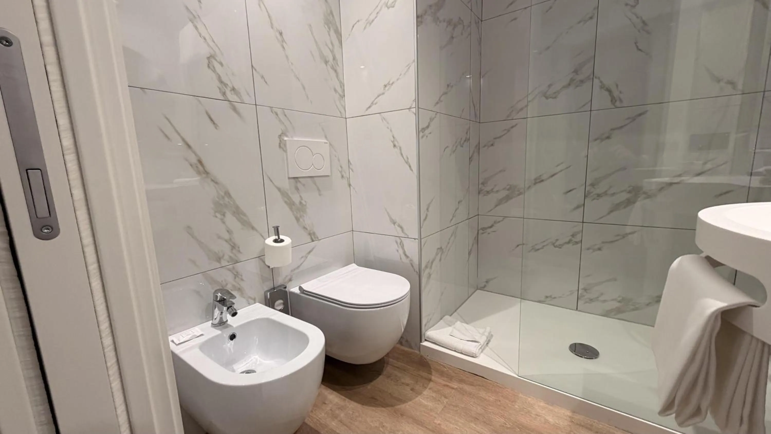 Bedroom in Hotel Astoria Sure Hotel Collection By Best Western