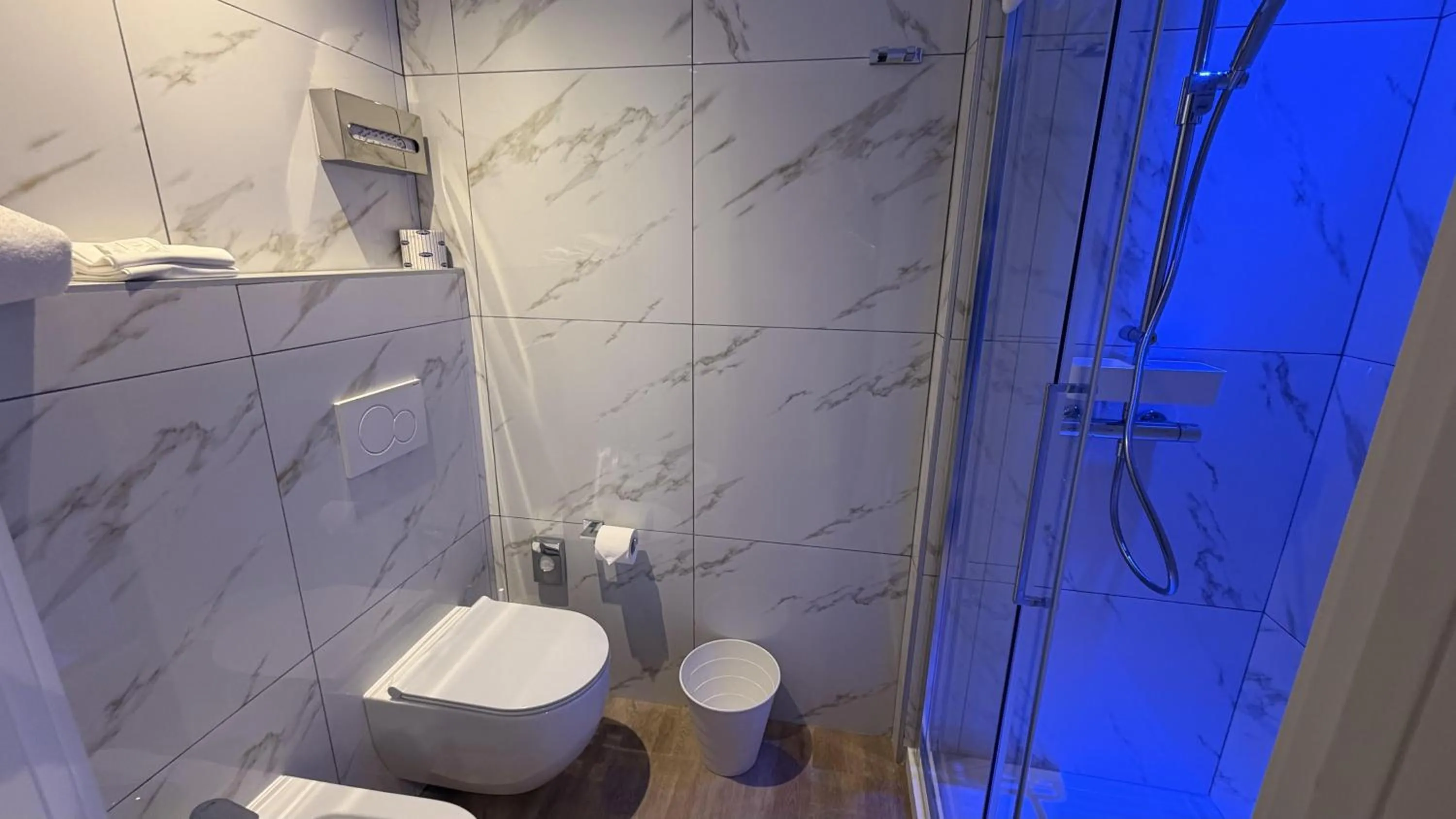 Bathroom in Hotel Astoria Sure Hotel Collection By Best Western