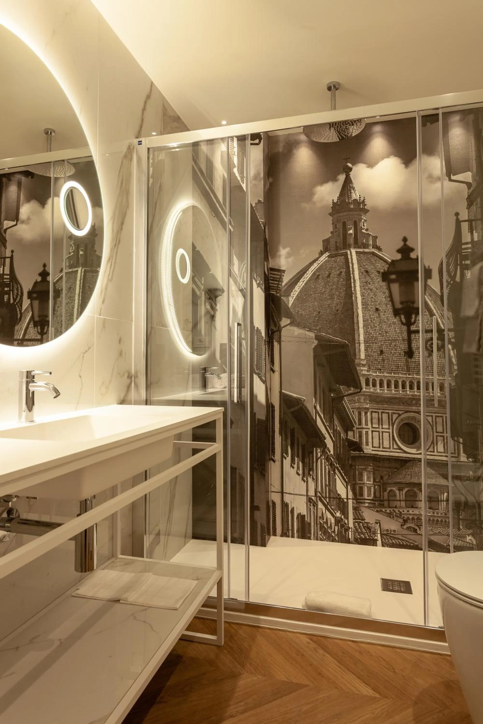 Shower in Hotel La Fortezza