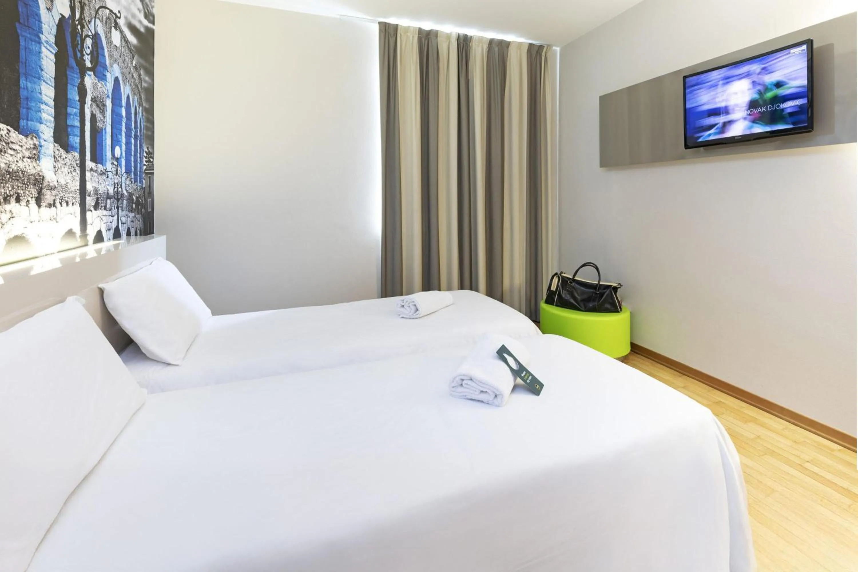 Photo of the whole room, Bed in B&B Hotel Verona