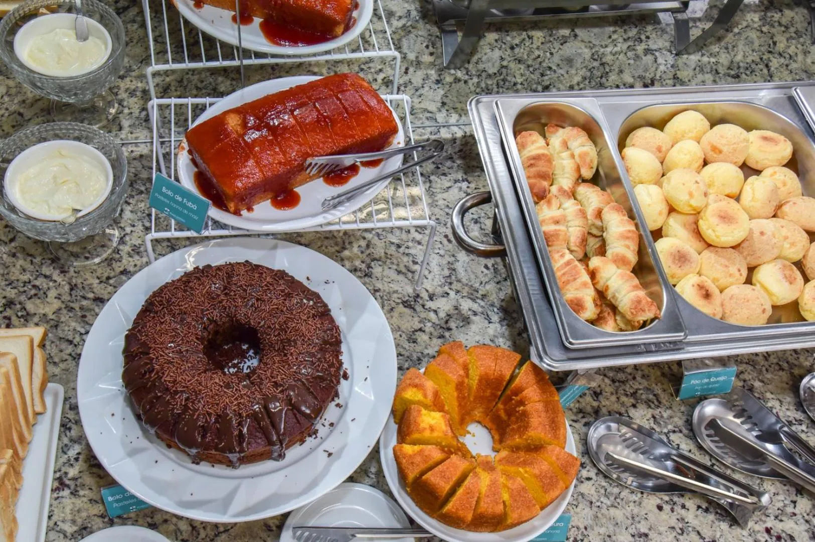 Breakfast in Hotel Plaza Garden