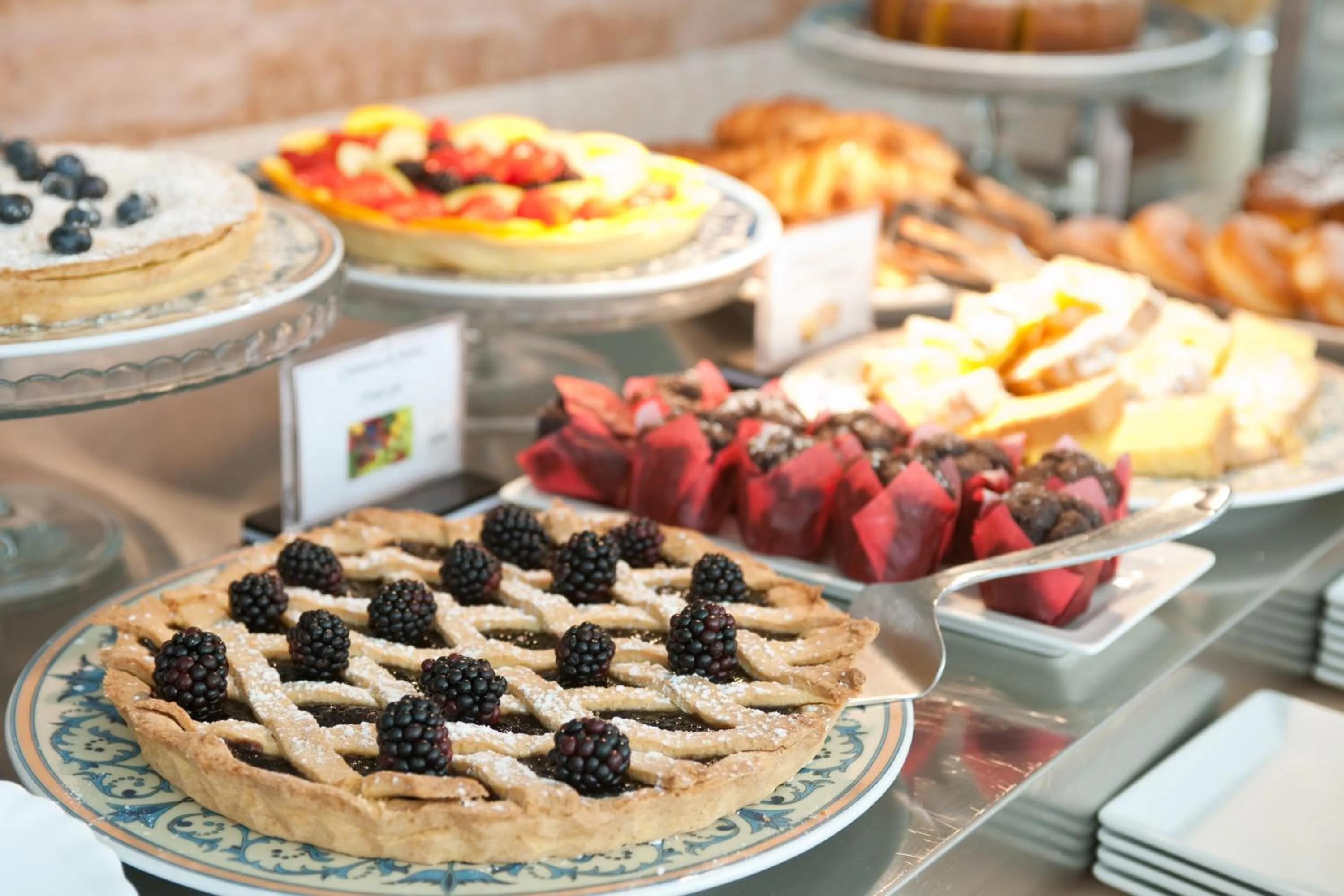 Breakfast in Hotel Catullo