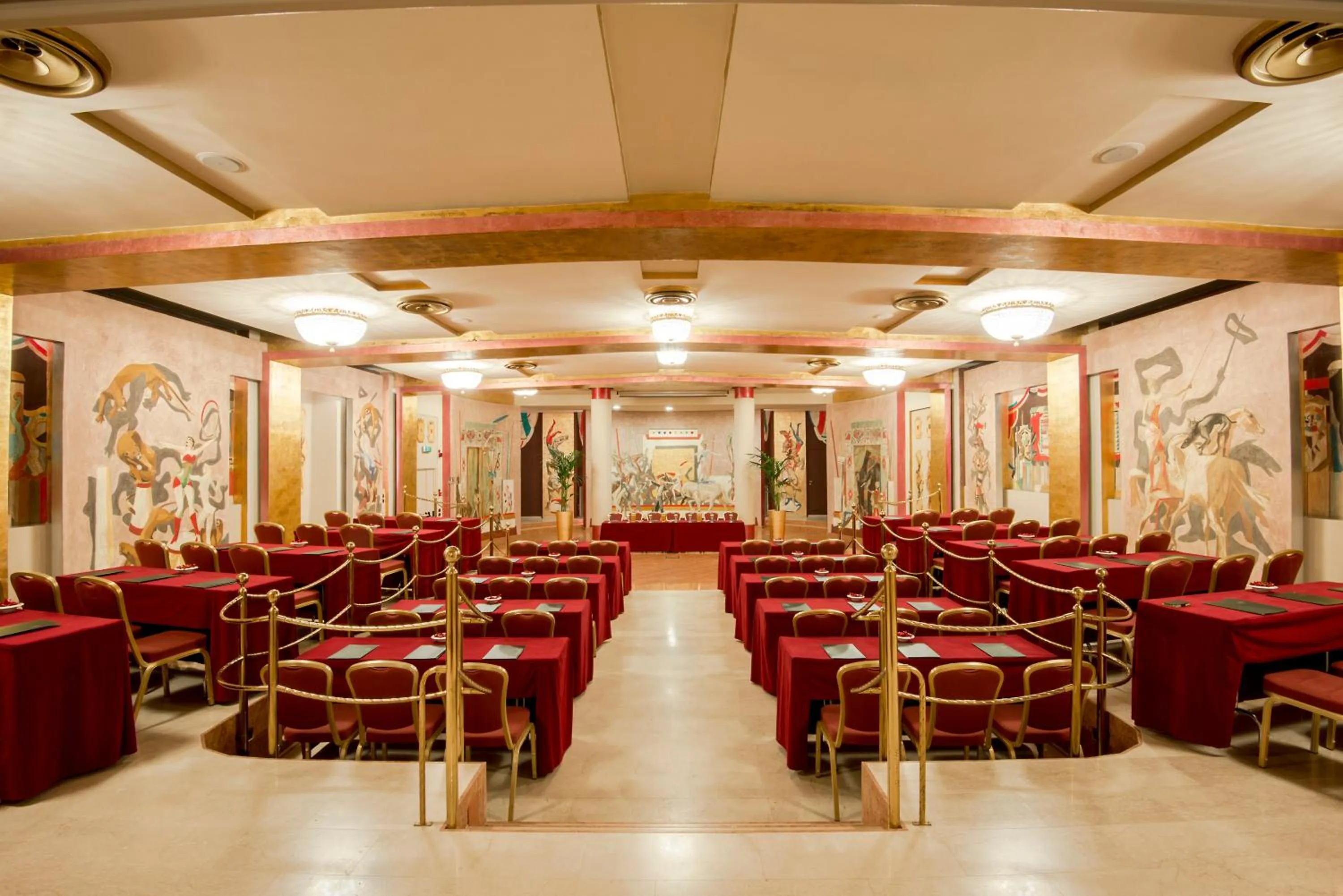 Area and facilities in Due Torri Hotel