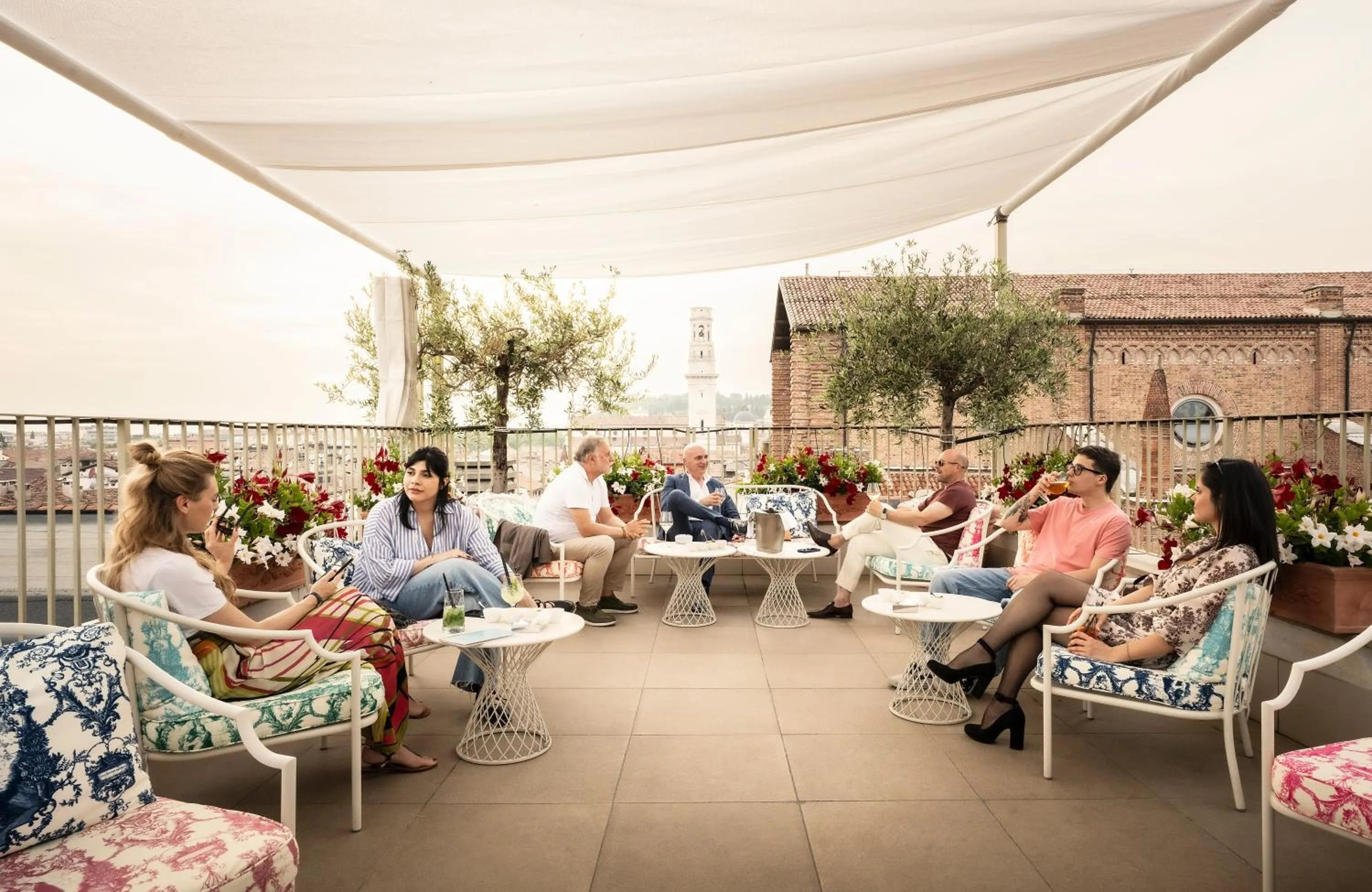 Restaurant/places to eat in Due Torri Hotel