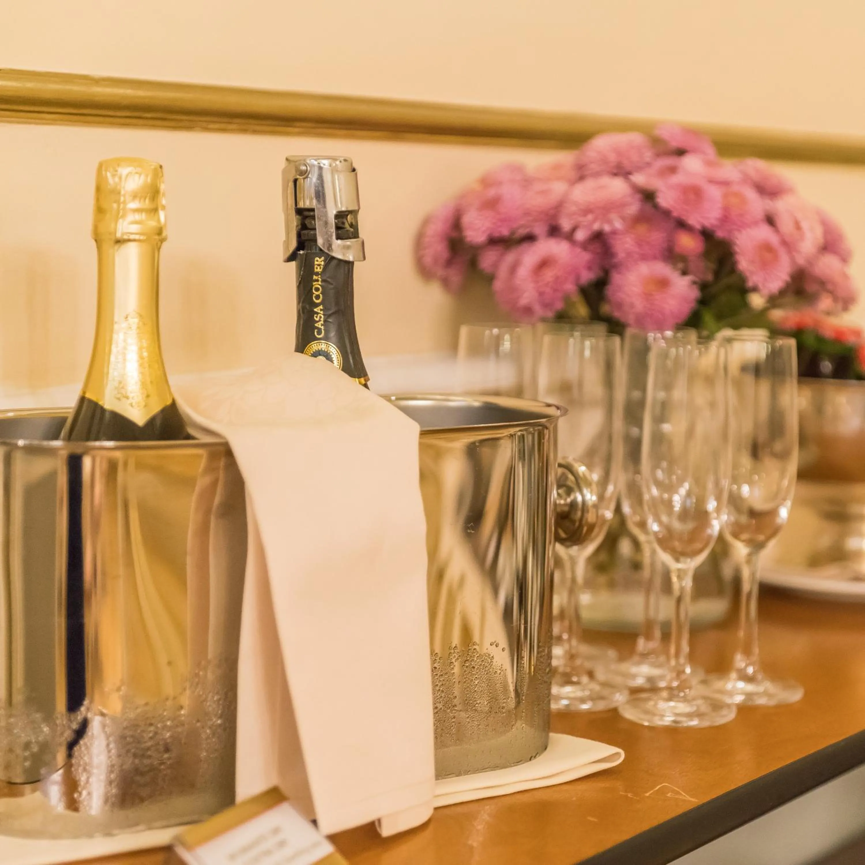 Restaurant/places to eat in Hotel Bernini Palace