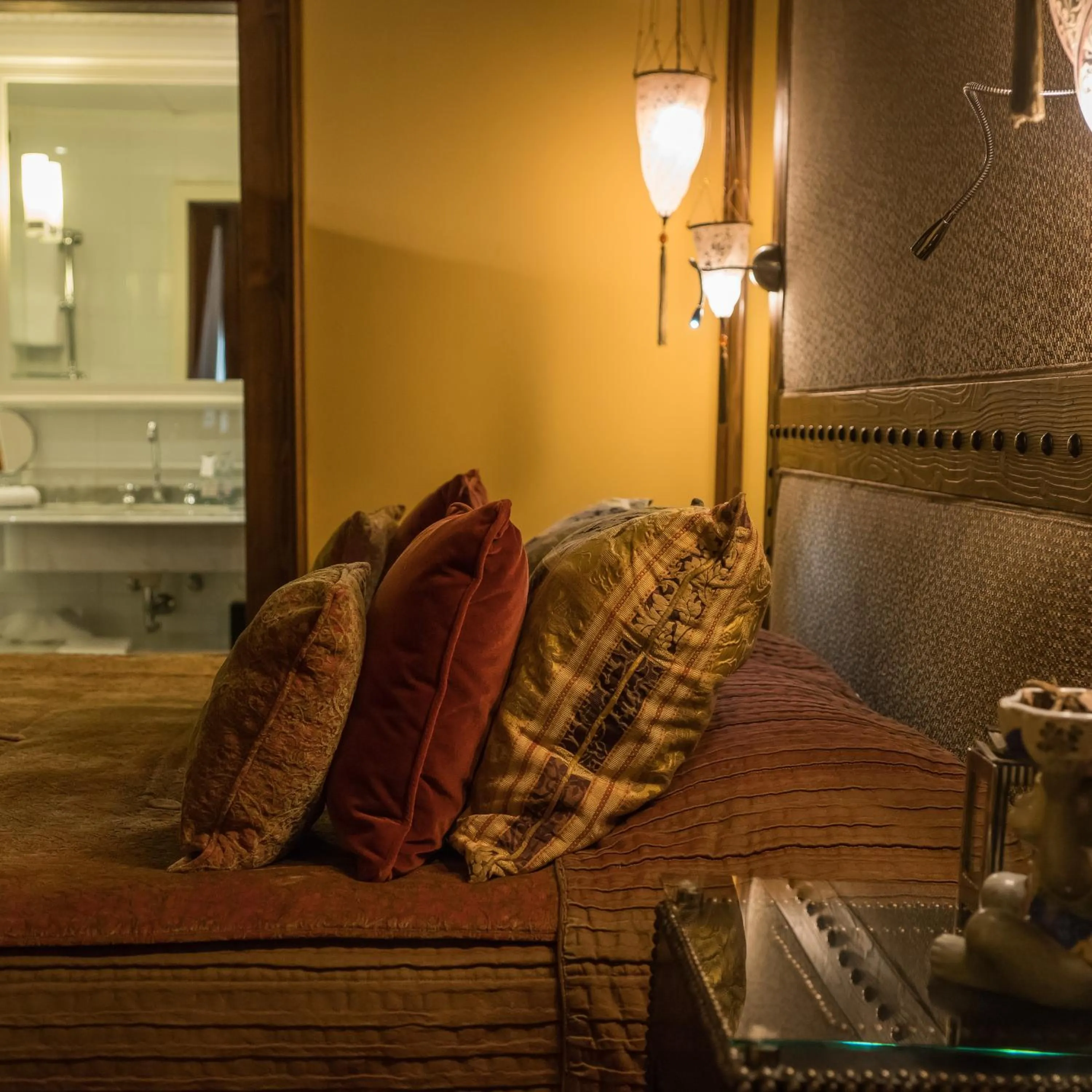 Bedroom in Hotel Bernini Palace