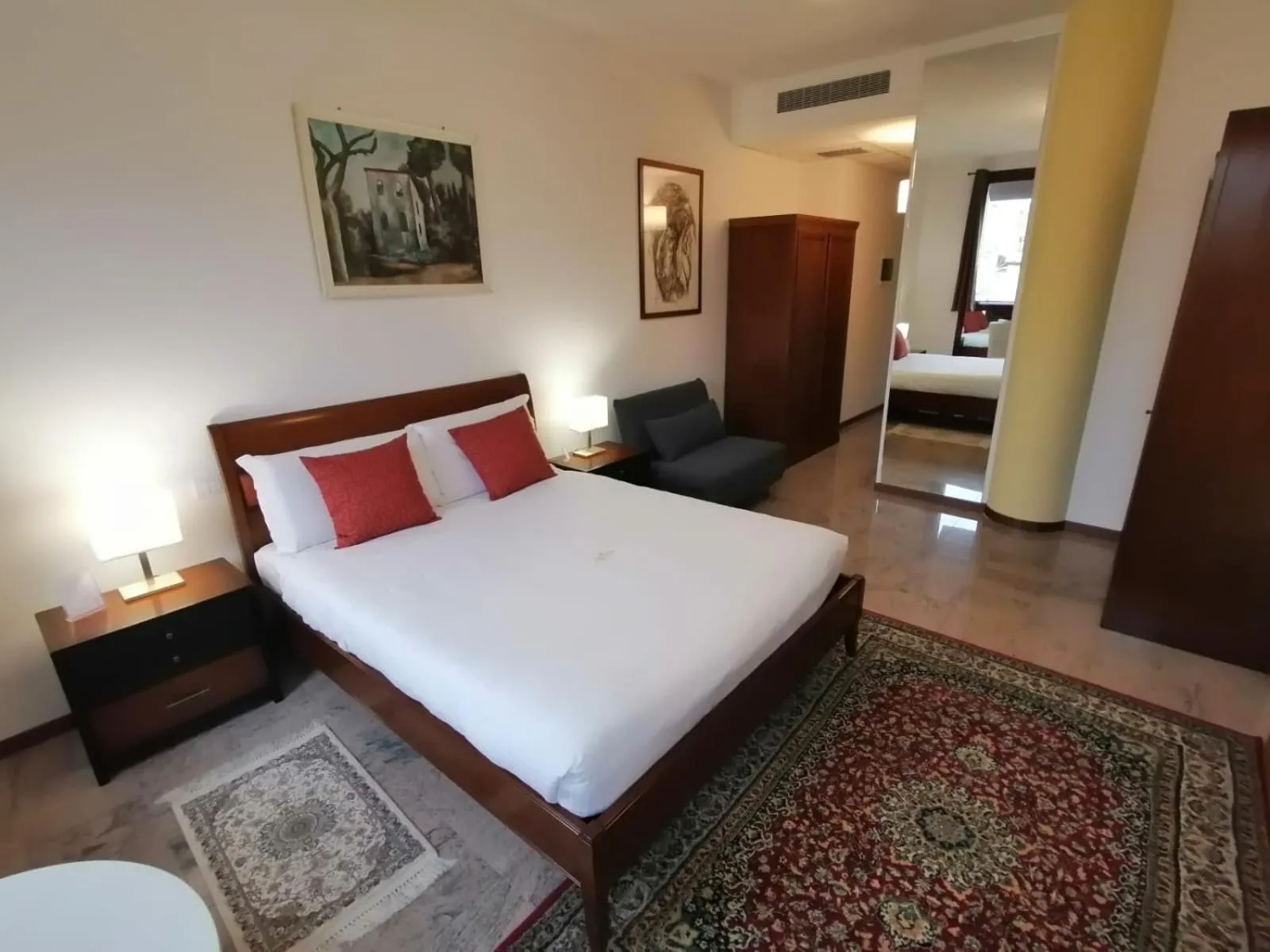 Bed in EGO' Residence Ferrara