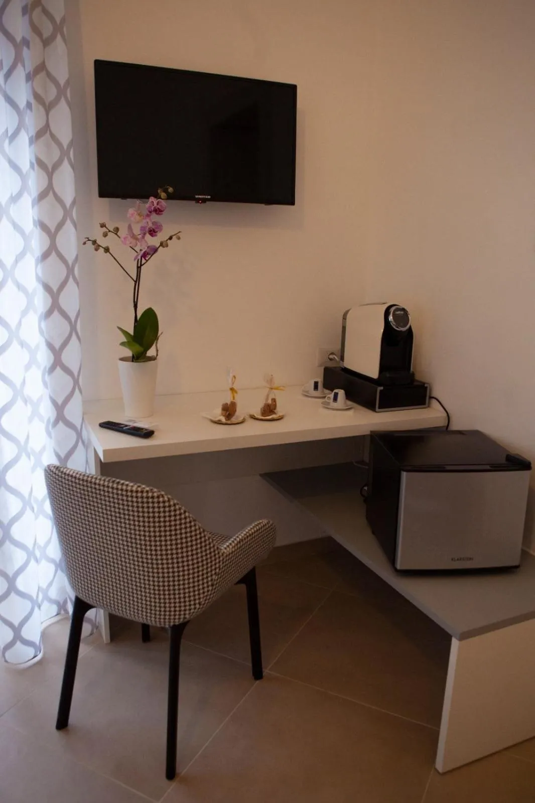 TV and multimedia in CasaPaola b&b Rooms