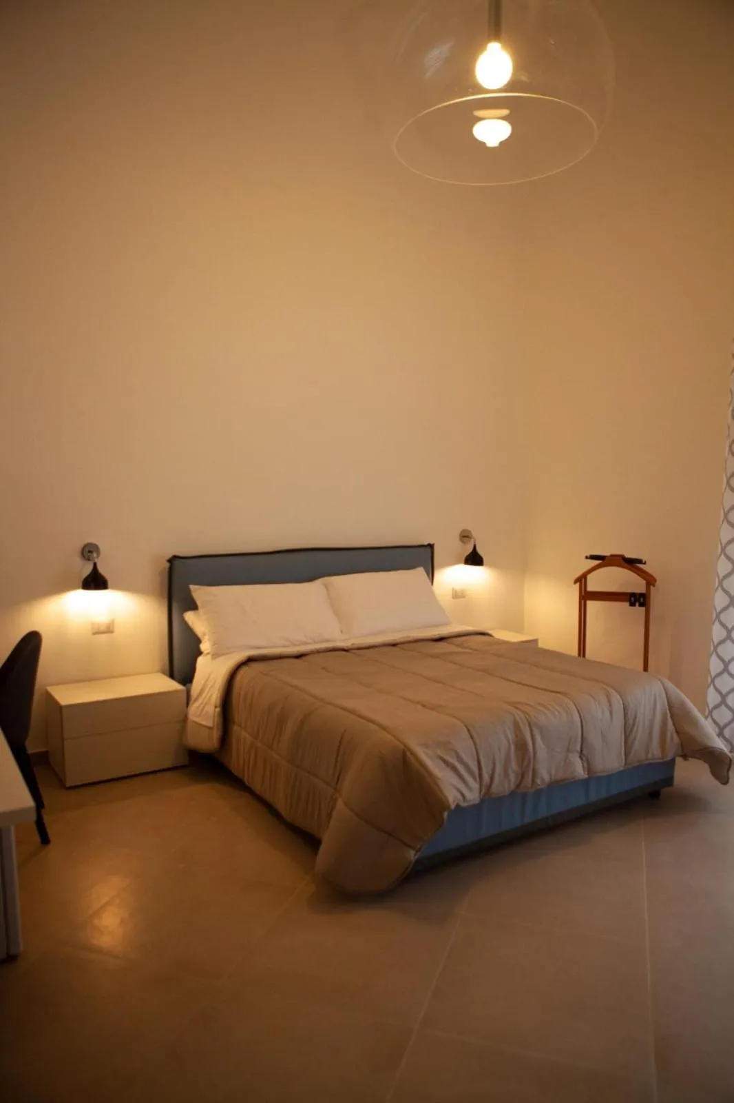 Property building, Bed in CasaPaola b&b Rooms
