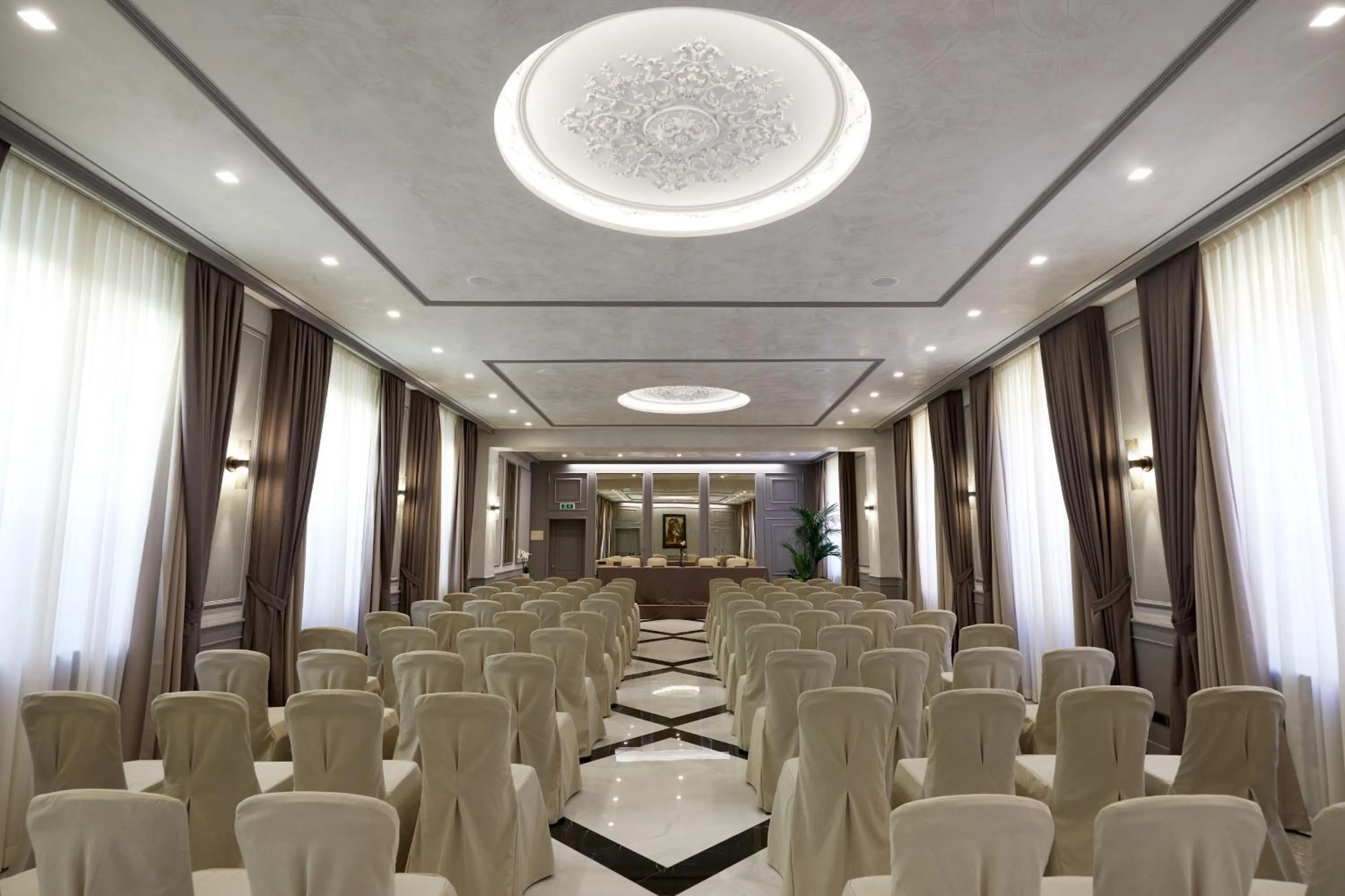 Meeting/conference room in Grand Hotel Majestic gia' Baglioni