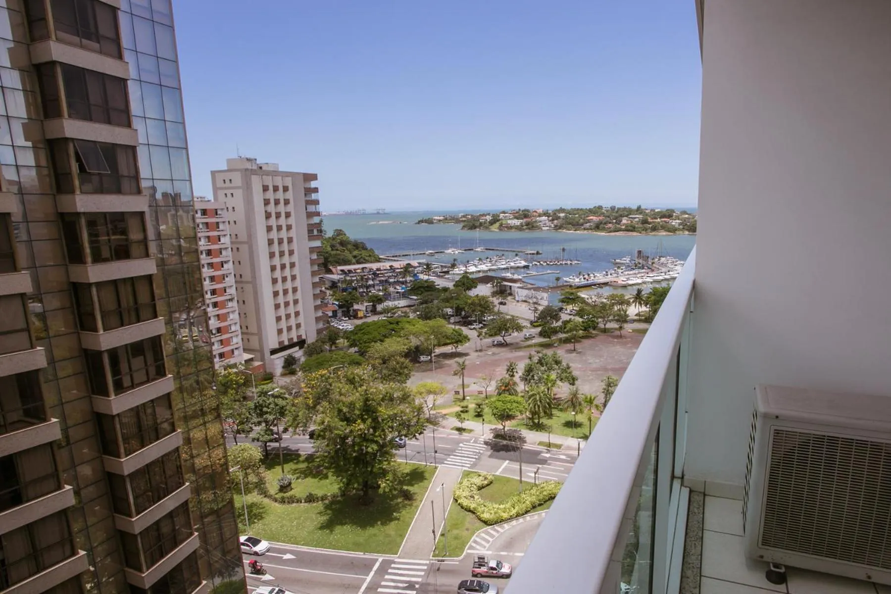 Praia do Canto Apart Hotel